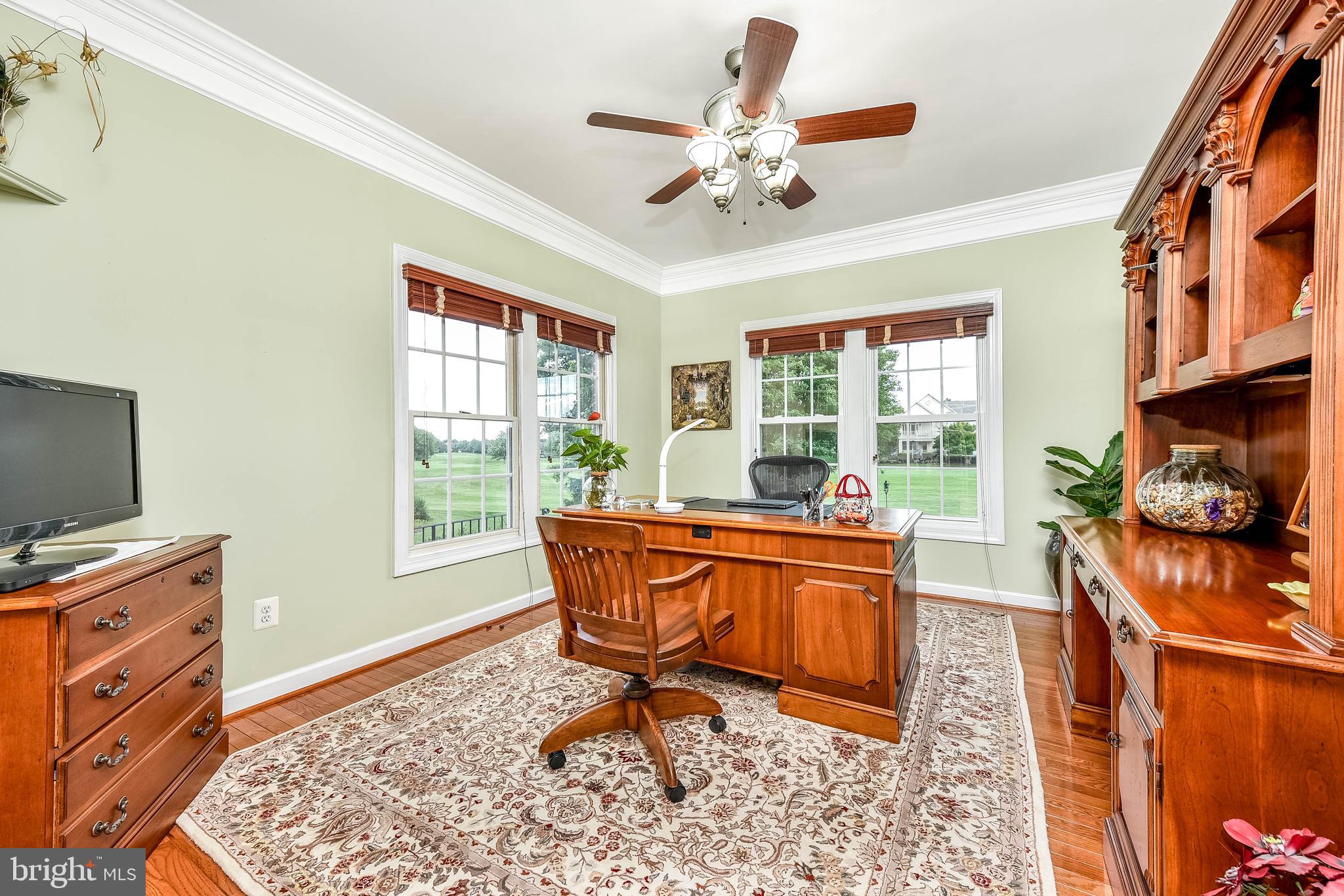 RIVER CREEK - Residential