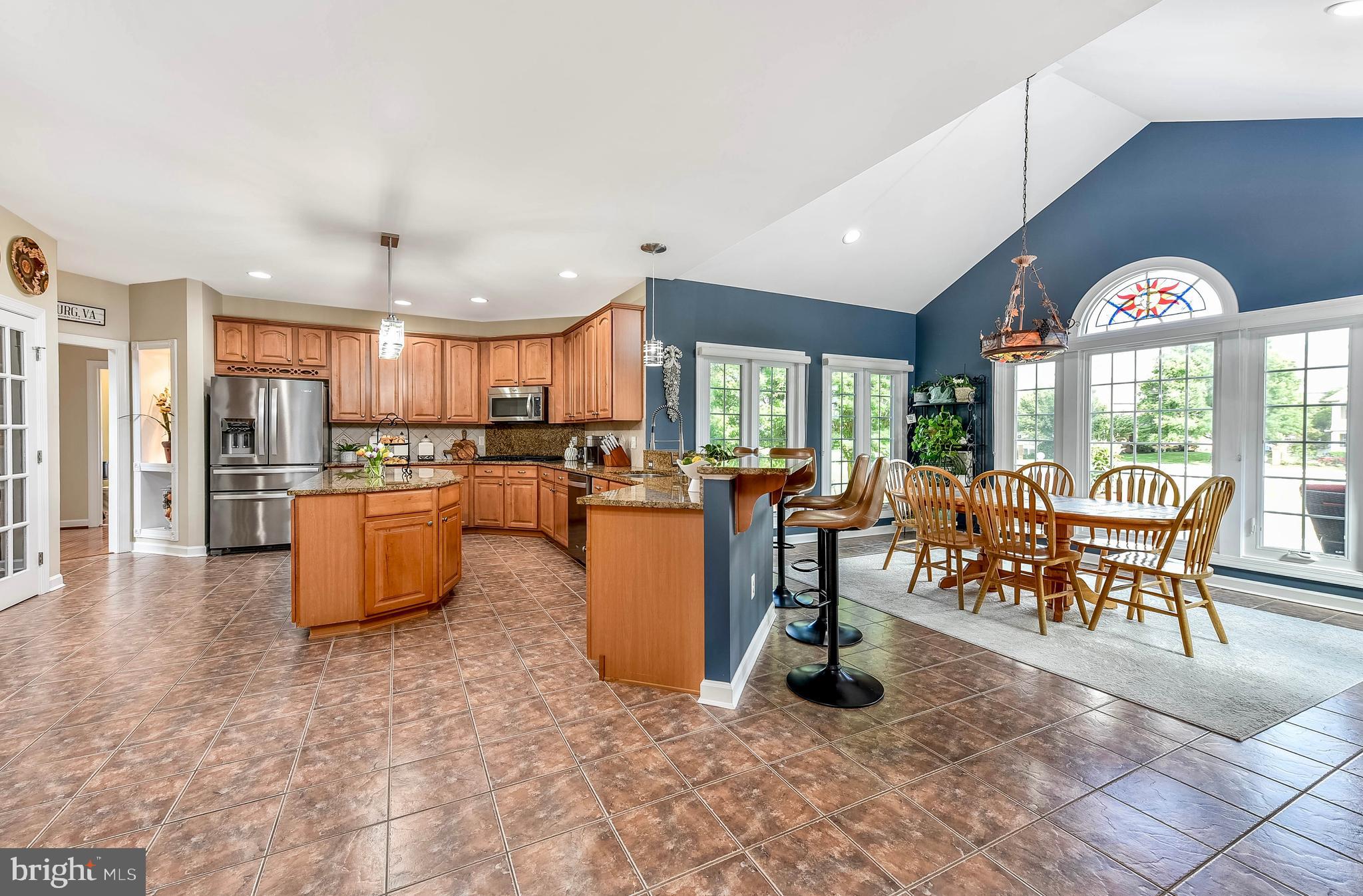 RIVER CREEK - Residential