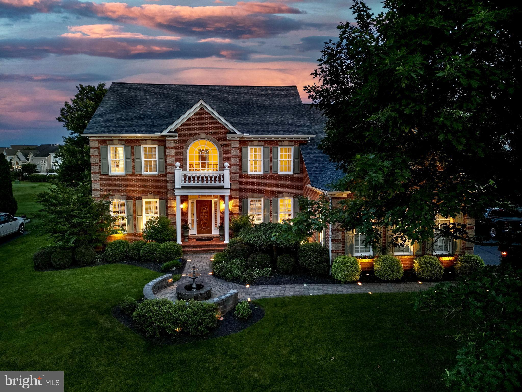 RIVER CREEK - Residential