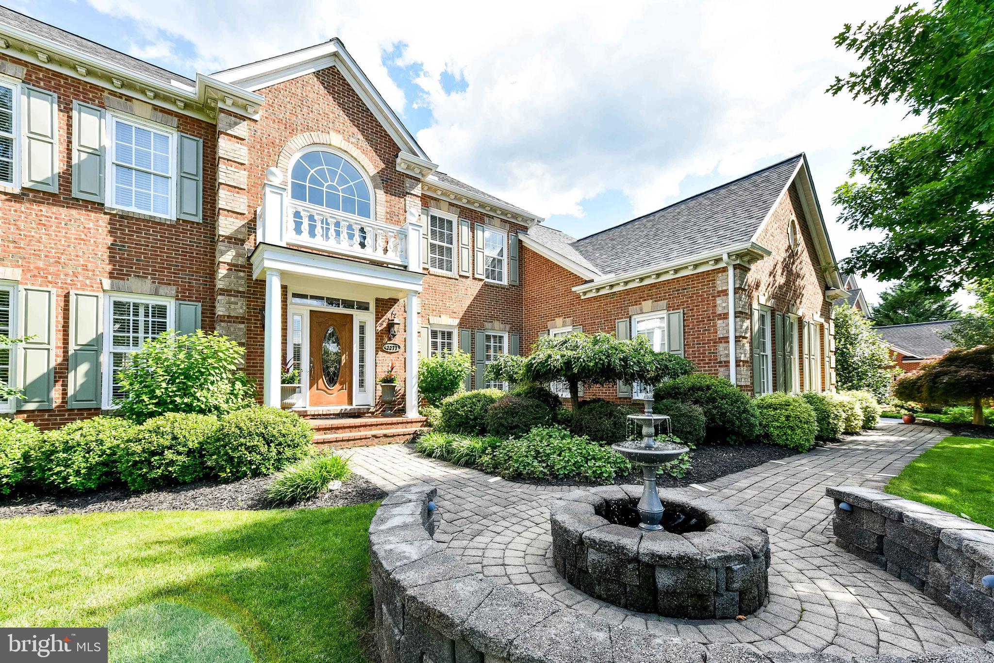 RIVER CREEK - Residential