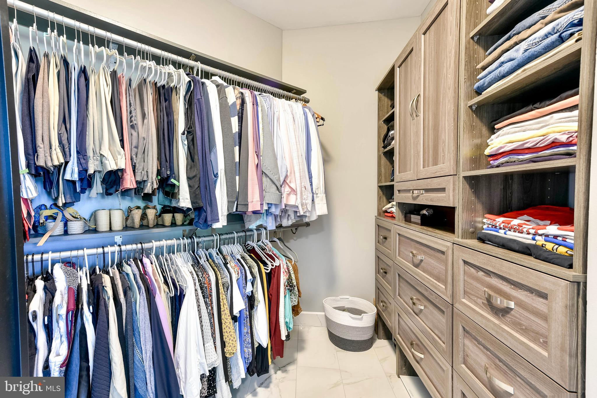 RIVER CREEK - Residential