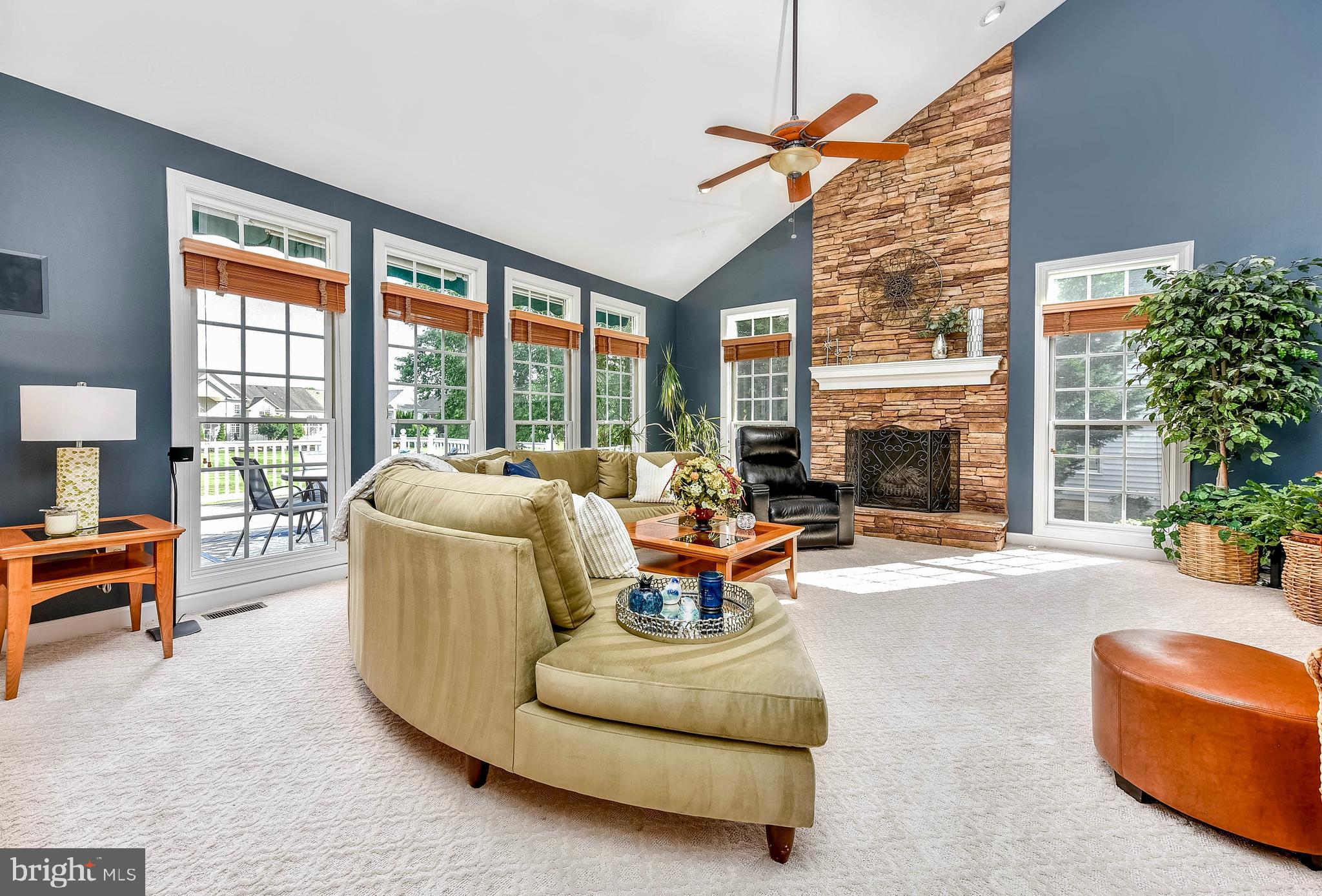 RIVER CREEK - Residential