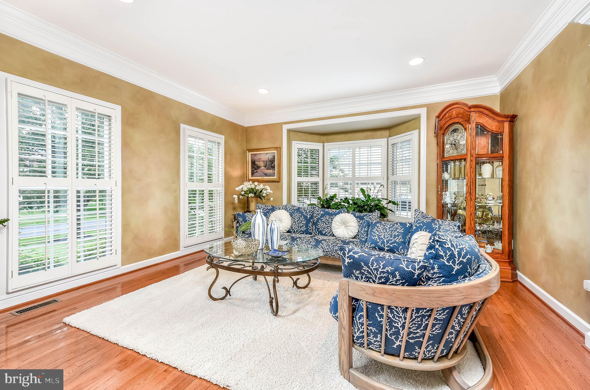 RIVER CREEK - Residential