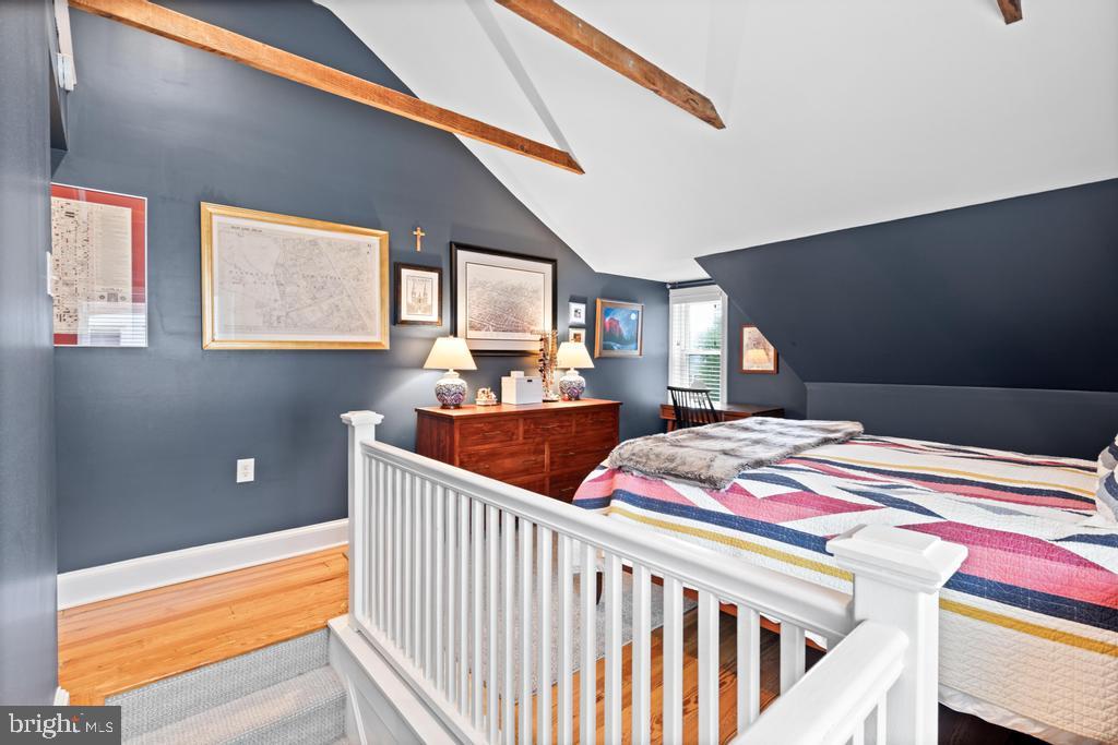 BRYN MAWR - Residential