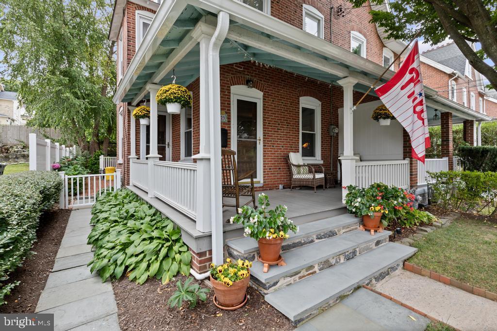 BRYN MAWR - Residential