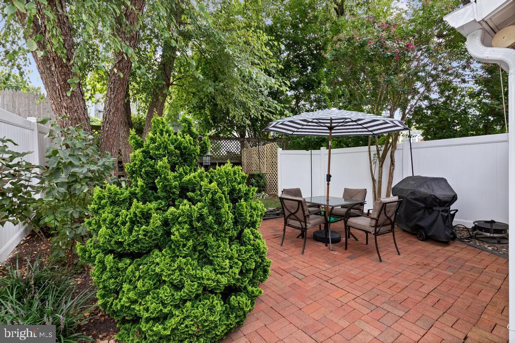 BRYN MAWR - Residential