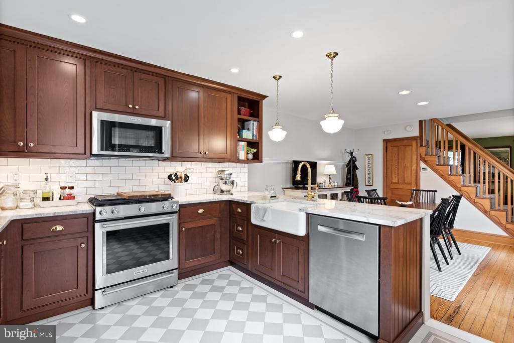 BRYN MAWR - Residential