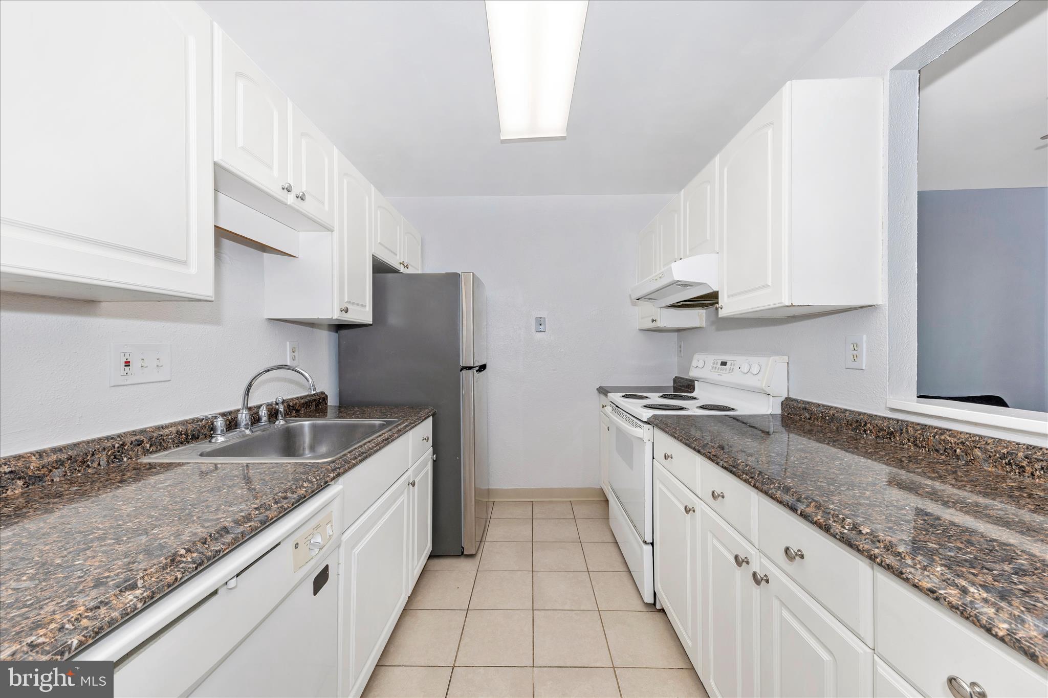 CLUBSIDE - Residential