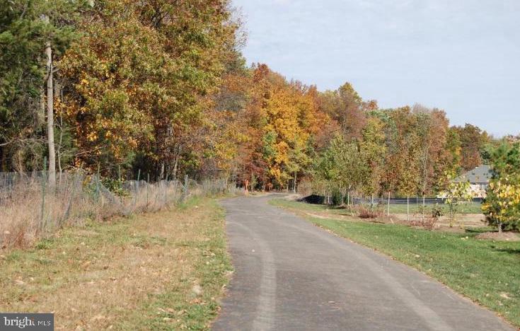 SOUTH RIDING - Residential Lease