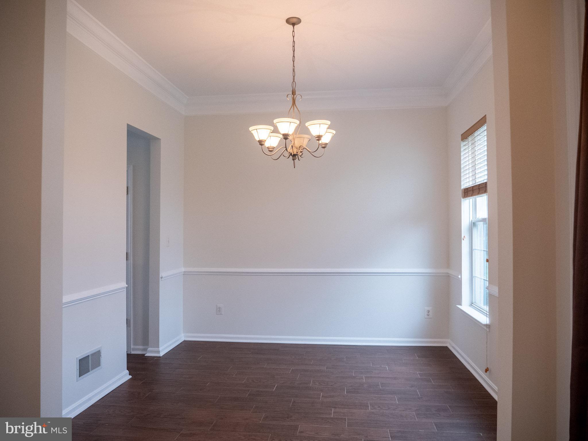 SOUTH RIDING - Residential Lease