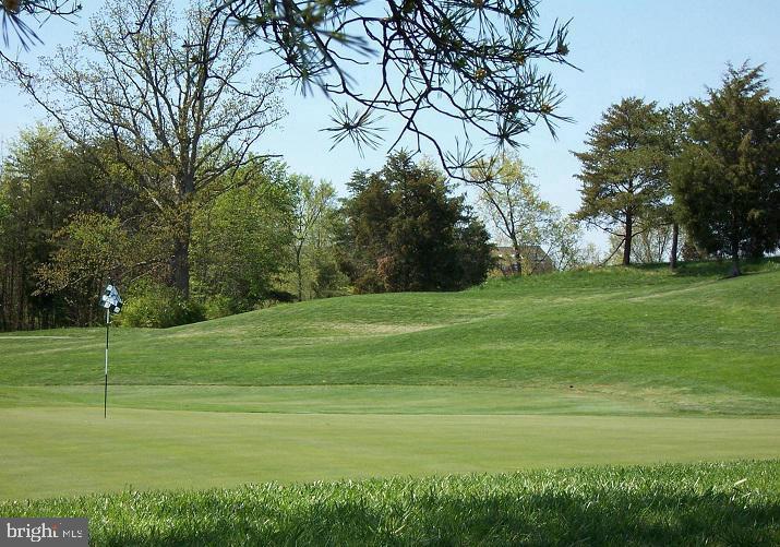 SOUTH RIDING - Residential Lease