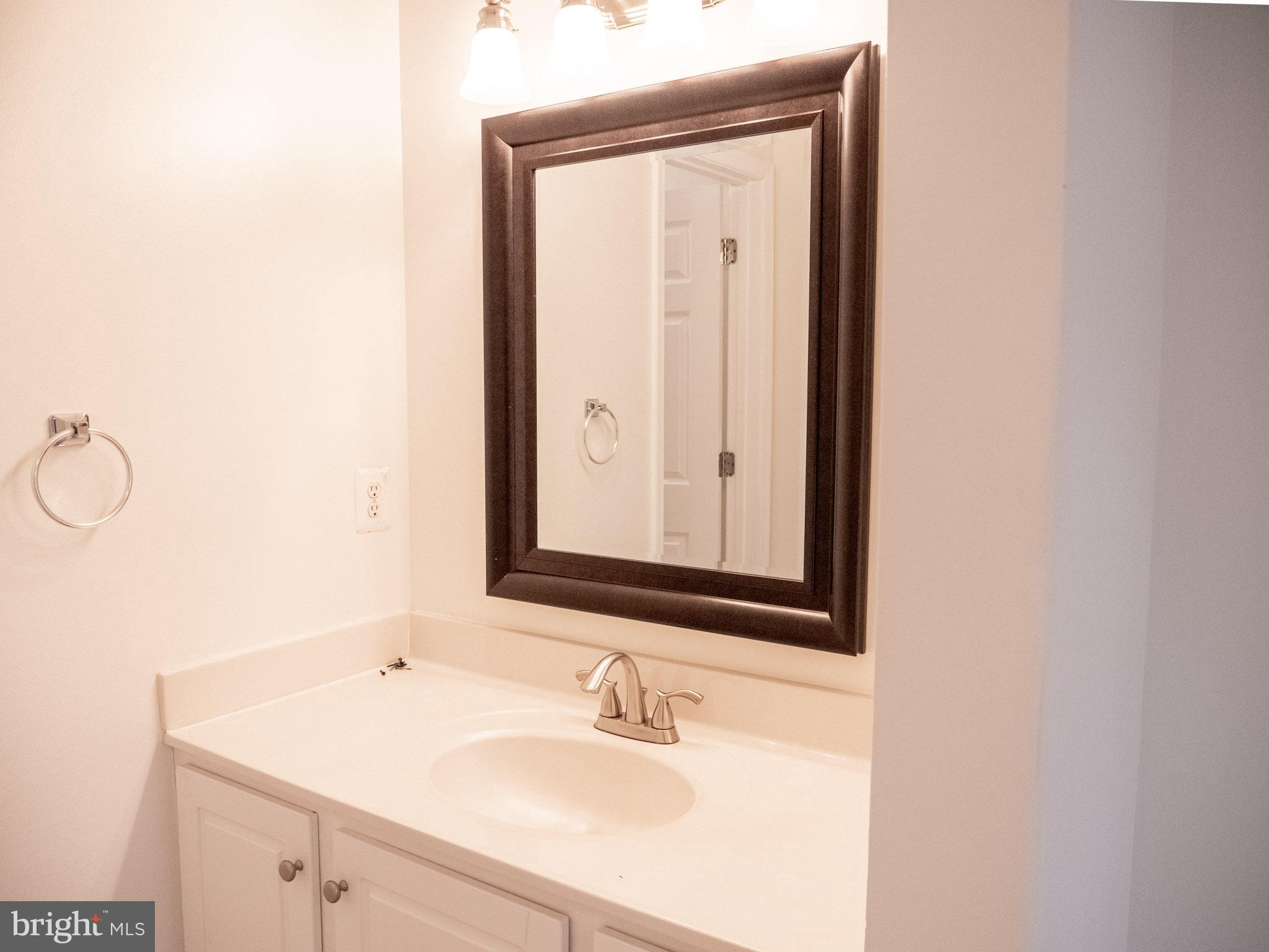 SOUTH RIDING - Residential Lease