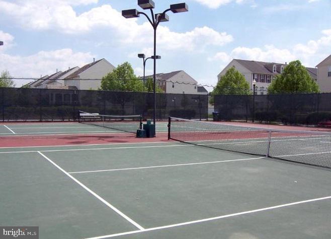 SOUTH RIDING - Residential Lease