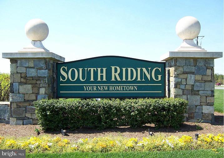 SOUTH RIDING - Residential Lease