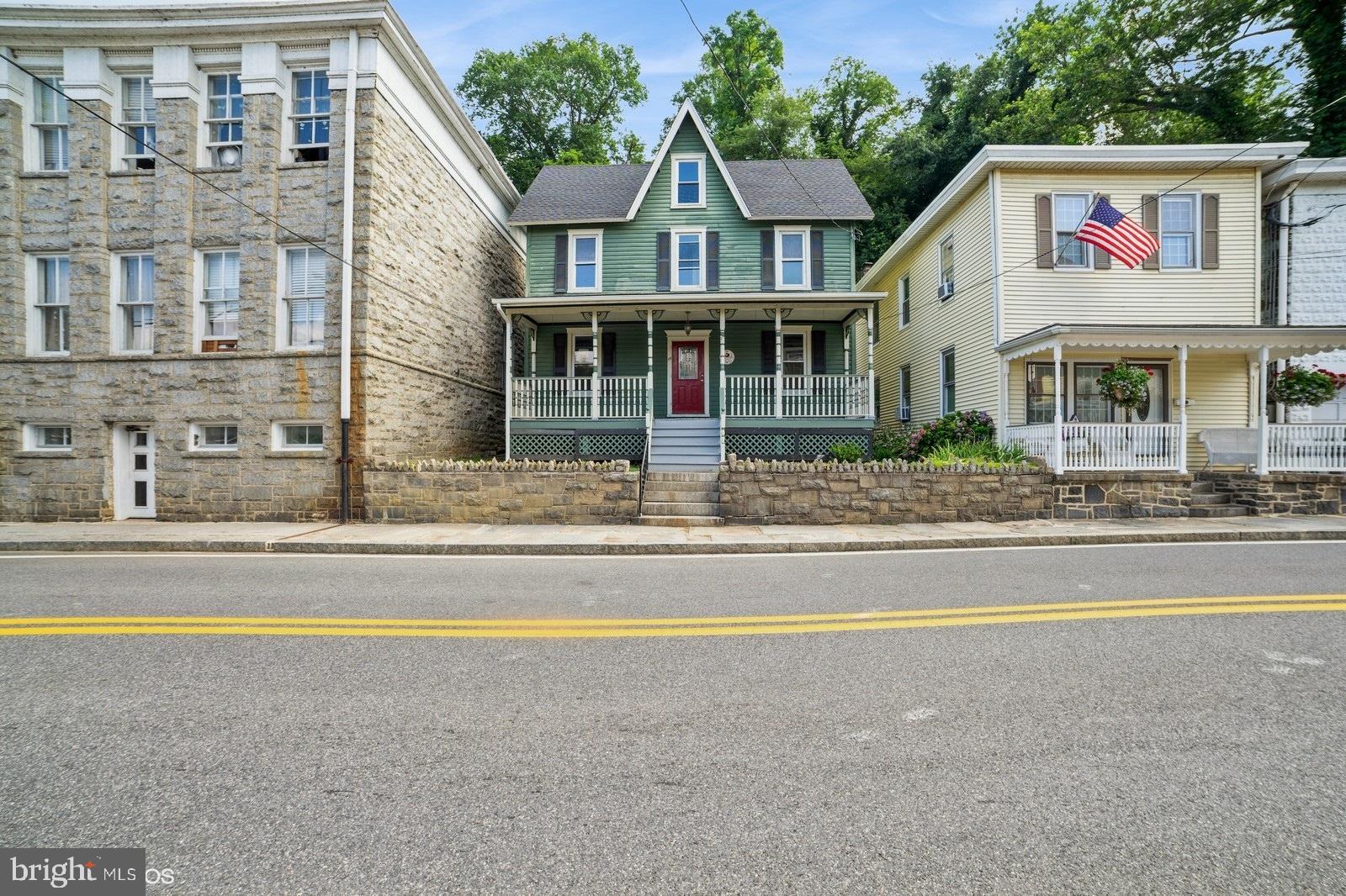 Renovated Colonial in the riverfront town of Port Deposit. This 2220 square foot home comes with 3 bedrooms, 2 baths, formal dining room, living room, kitchen , and first floor office. It has been updated with a new roof, flooring, paint, HVAC, kitchen with granite countertops and more. Close to several local restaurants, the water, and a short drive to I95. This home is a Fannie Mae home. Submit all offers on Homepath site.