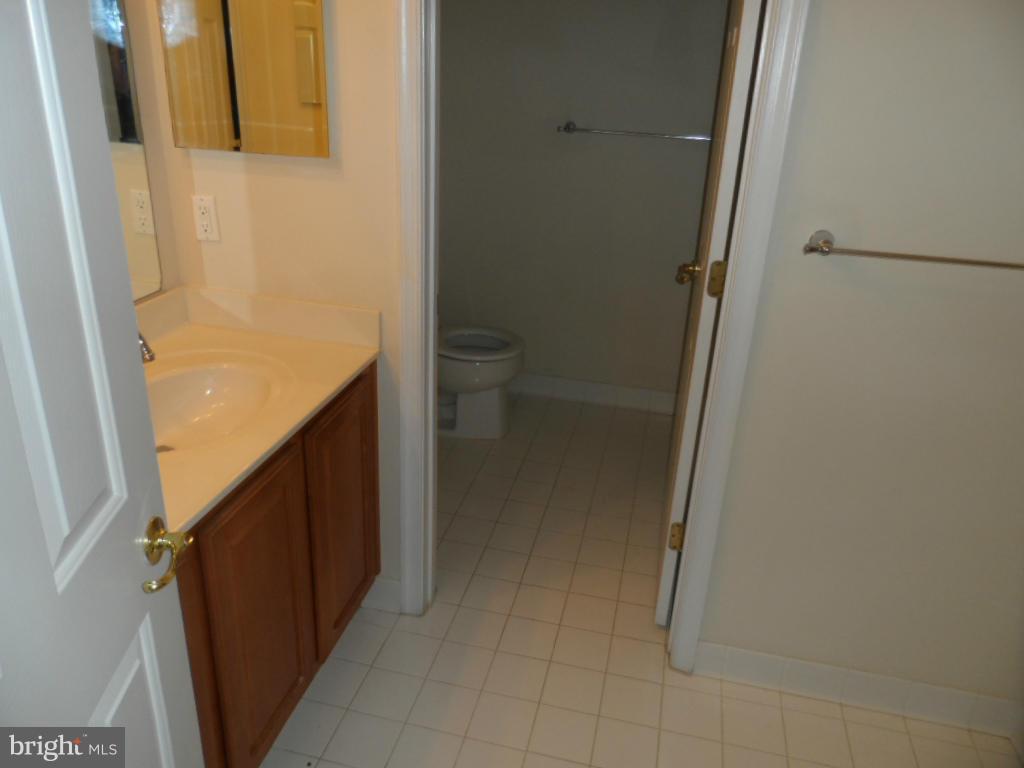 ST CHARLES SUB - SHEFFIELD - Residential Lease