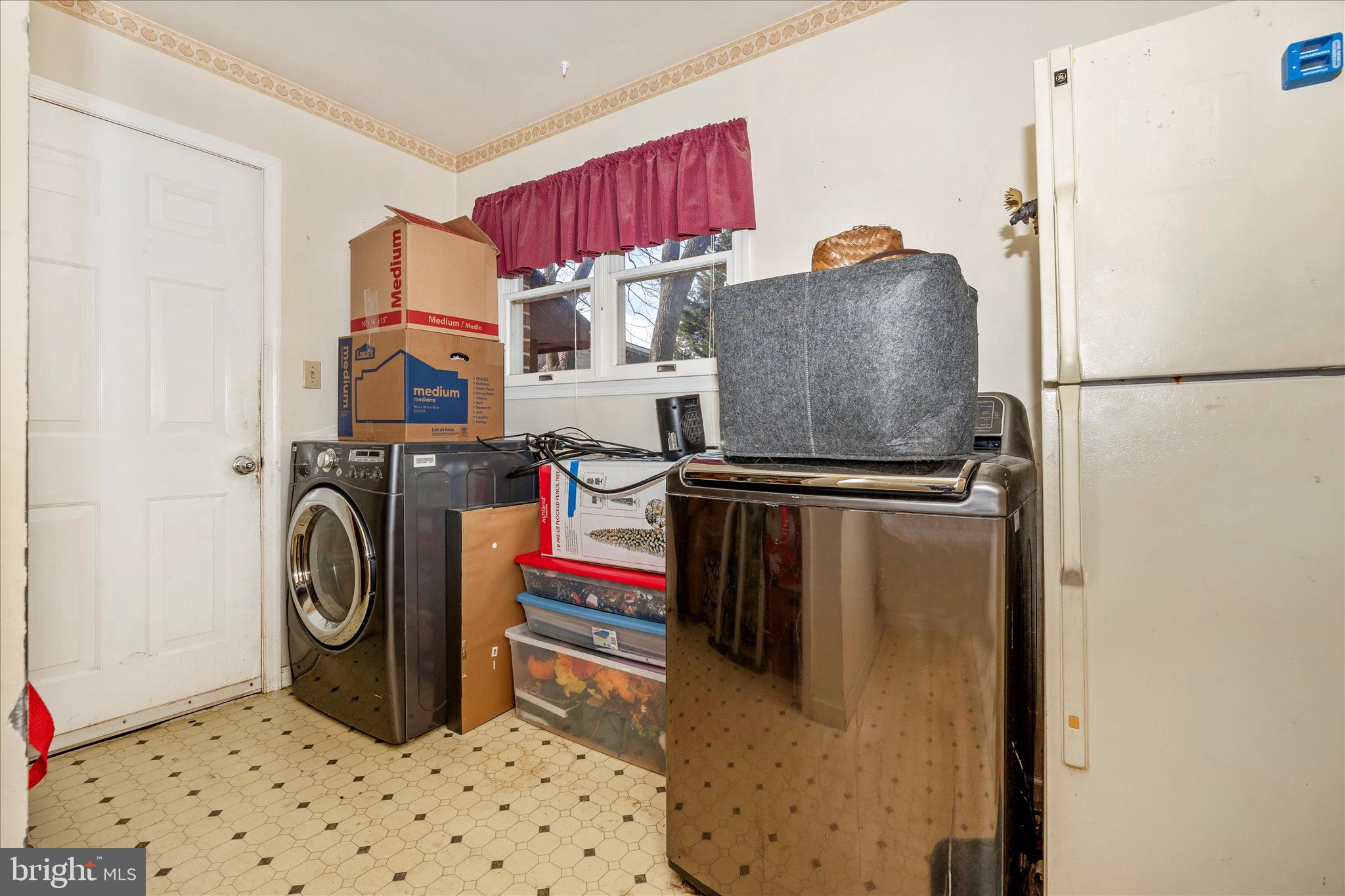 TAYLOR HEIGHTS - Residential