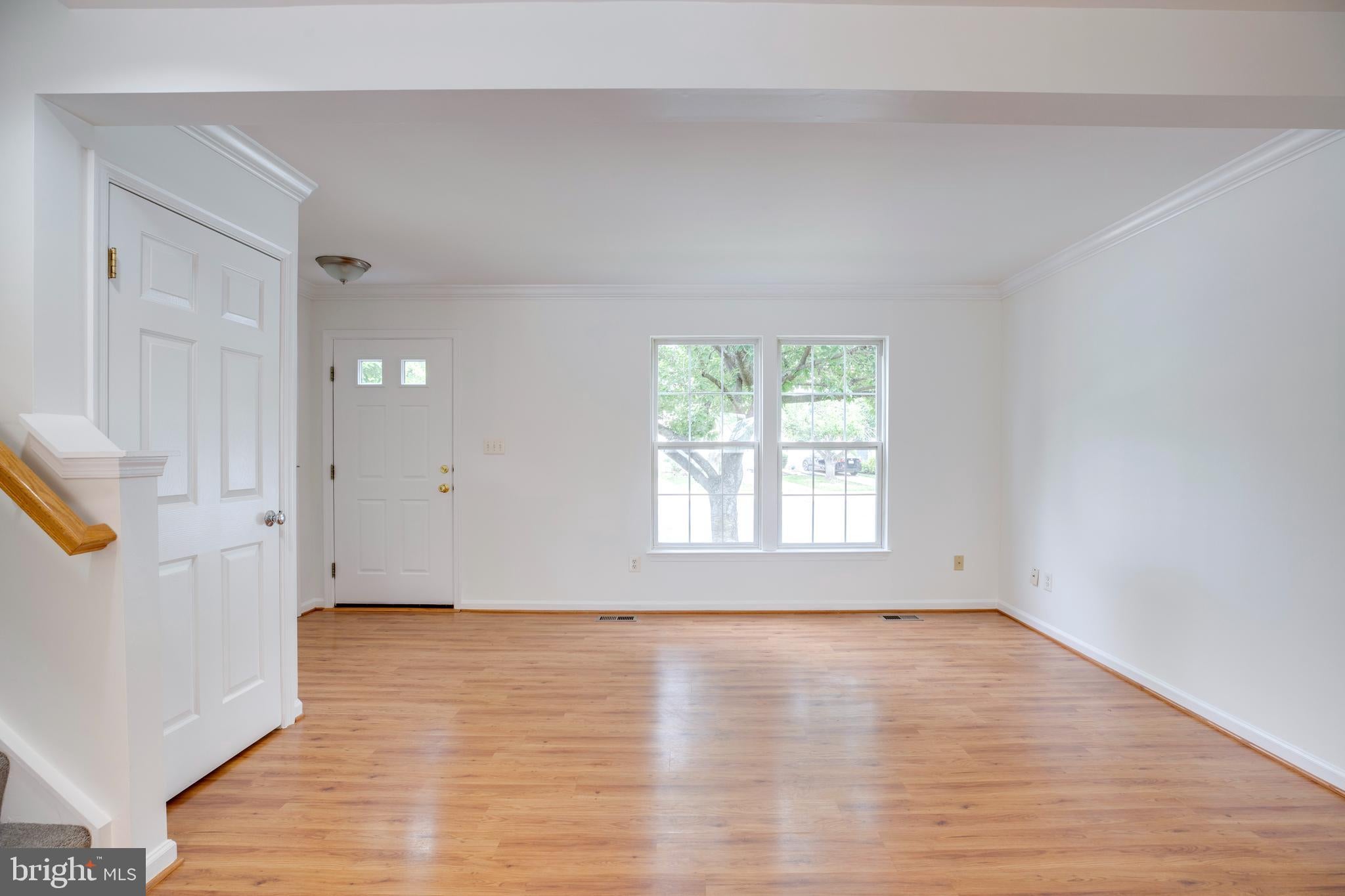 9081 FALCON GLEN COURT
