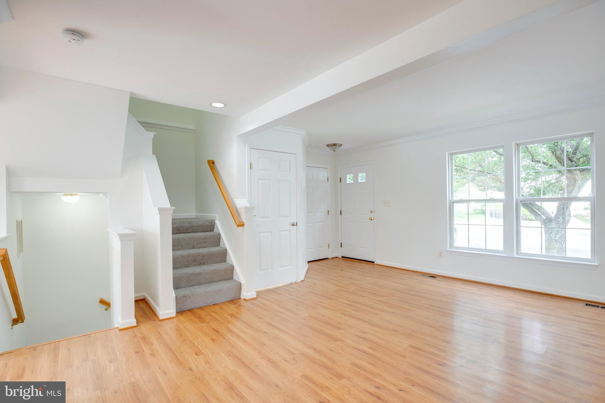 9081 FALCON GLEN COURT