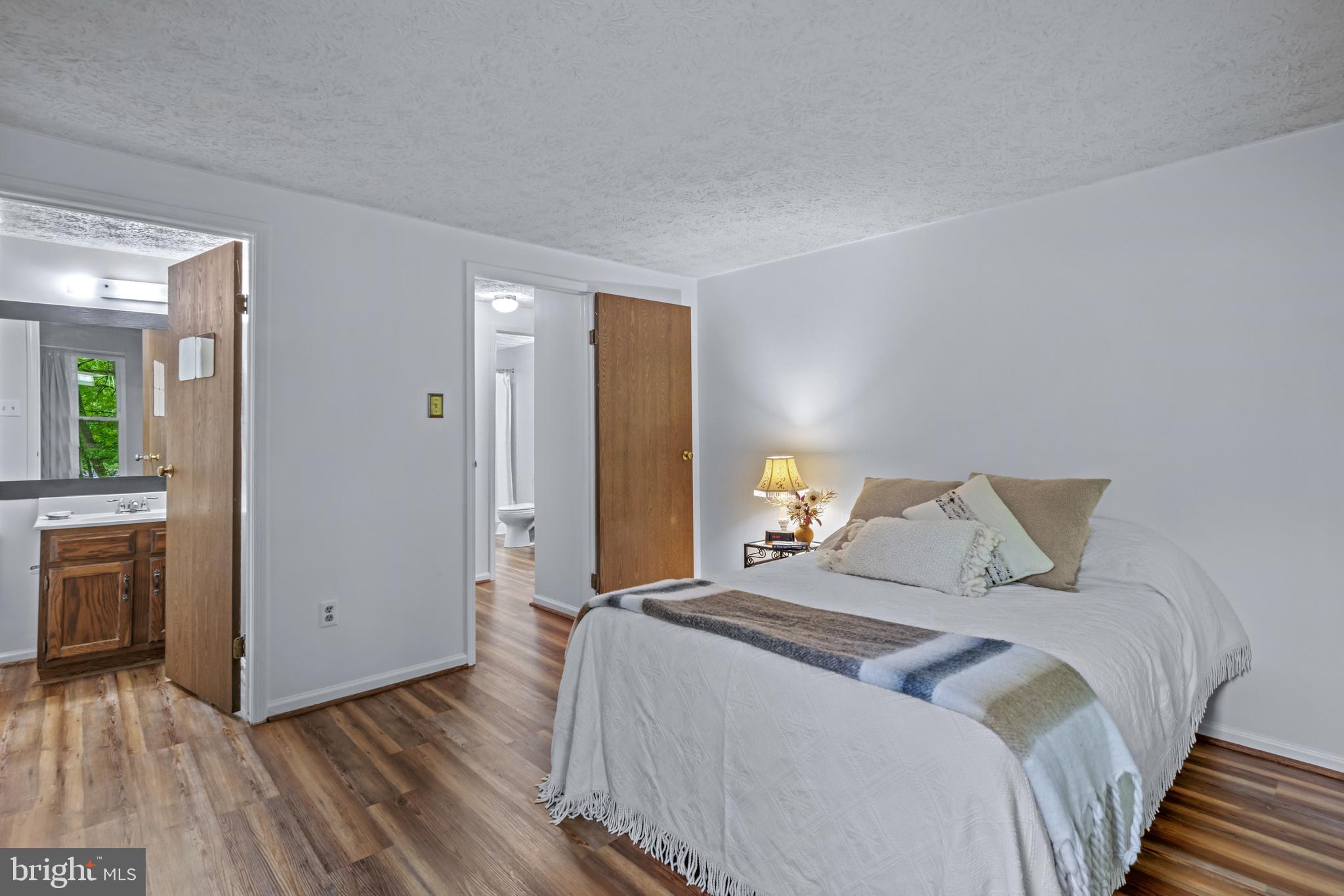 VILLAGE OF HICKORY RIDGE - Residential