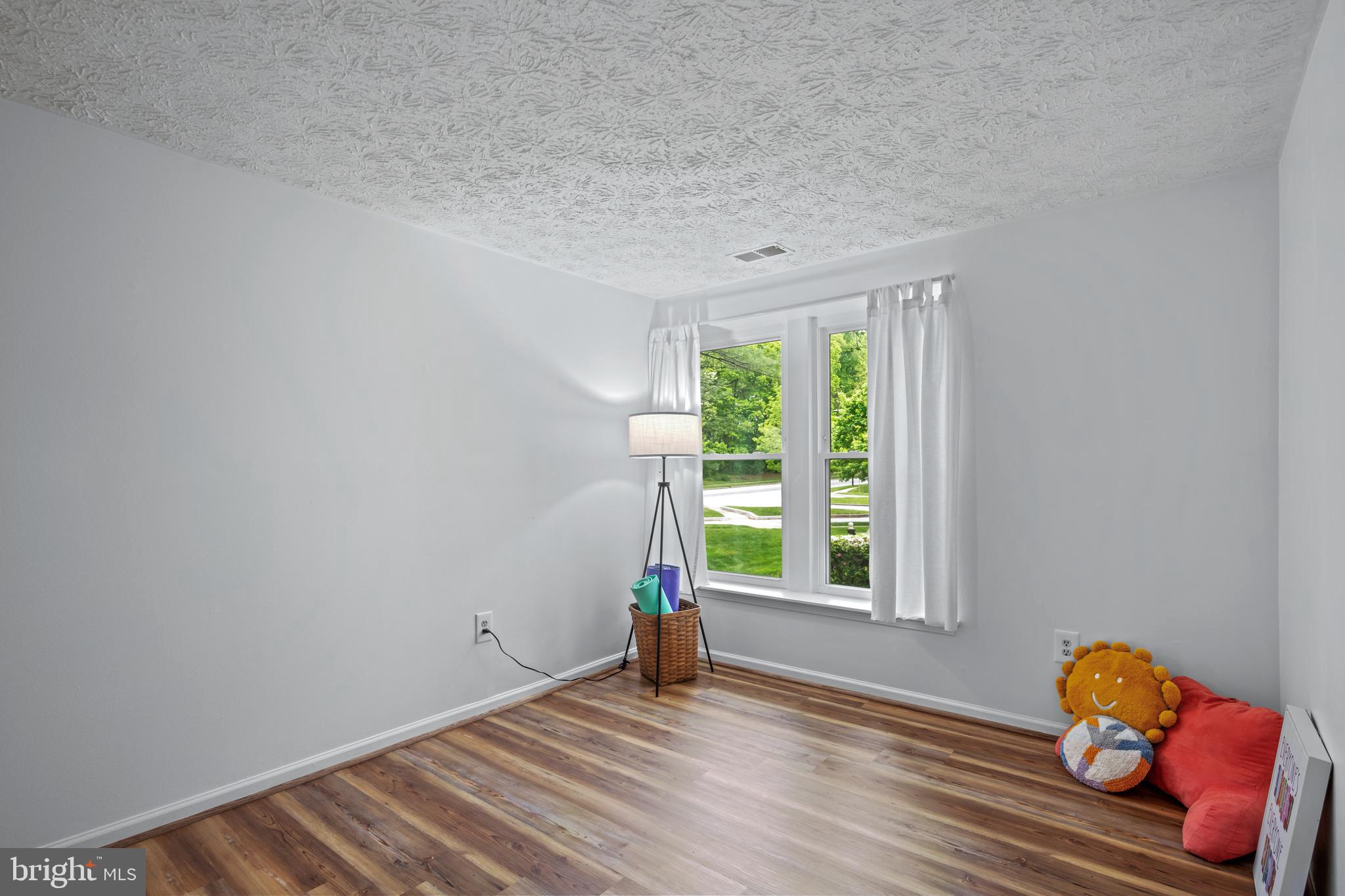 VILLAGE OF HICKORY RIDGE - Residential