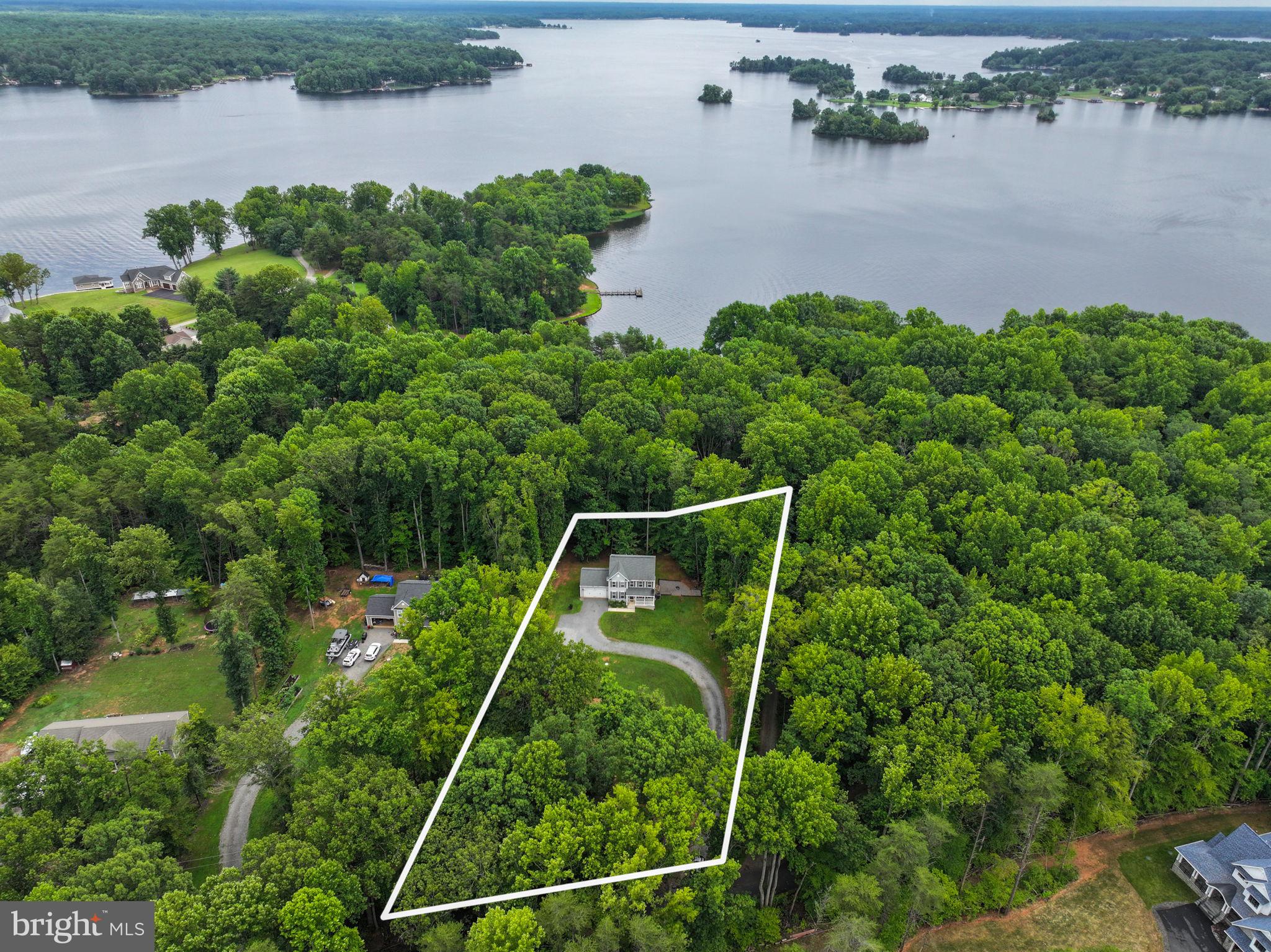 EDNA JOHNSON MOODY - Residential Lease