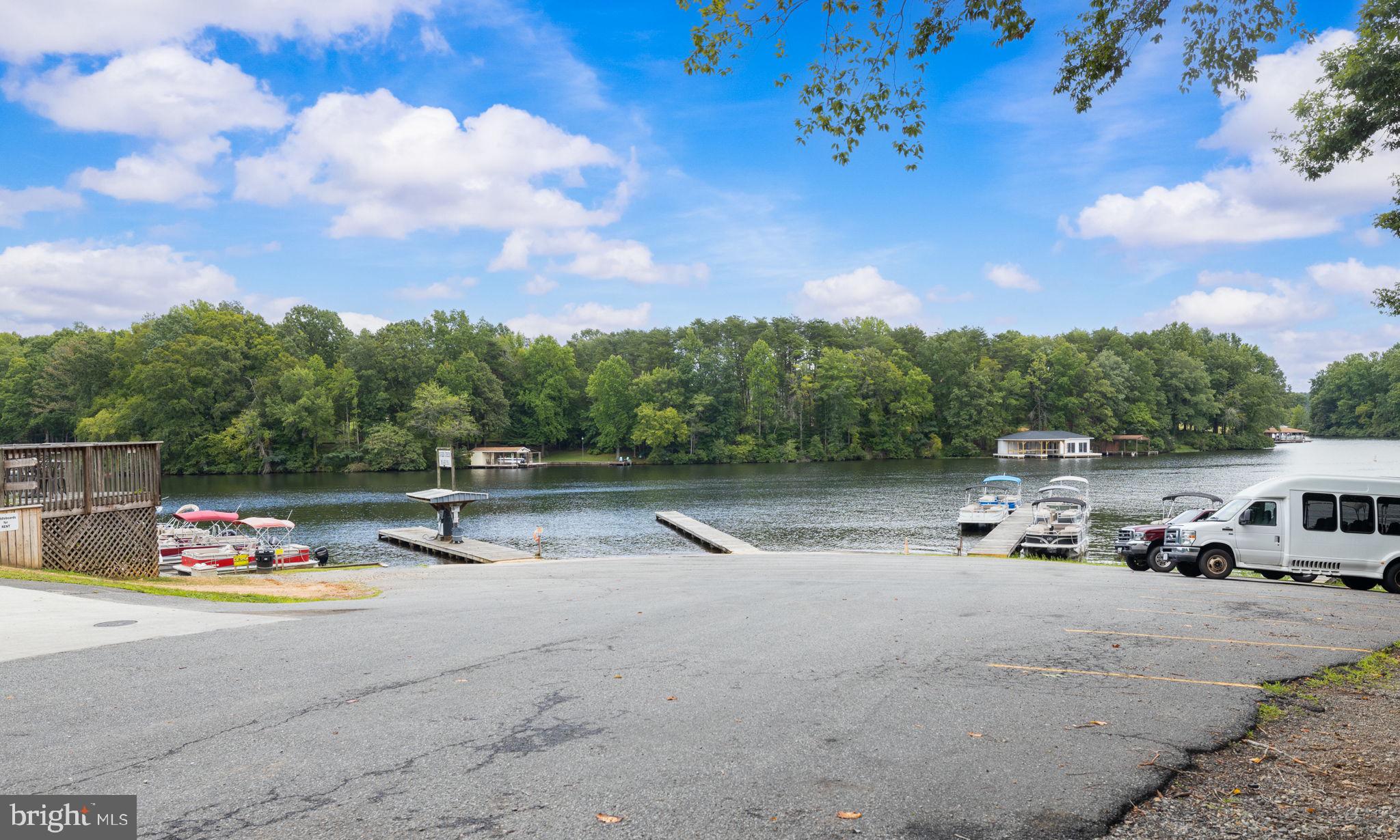 EDNA JOHNSON MOODY - Residential Lease