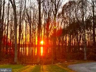 EDNA JOHNSON MOODY - Residential Lease