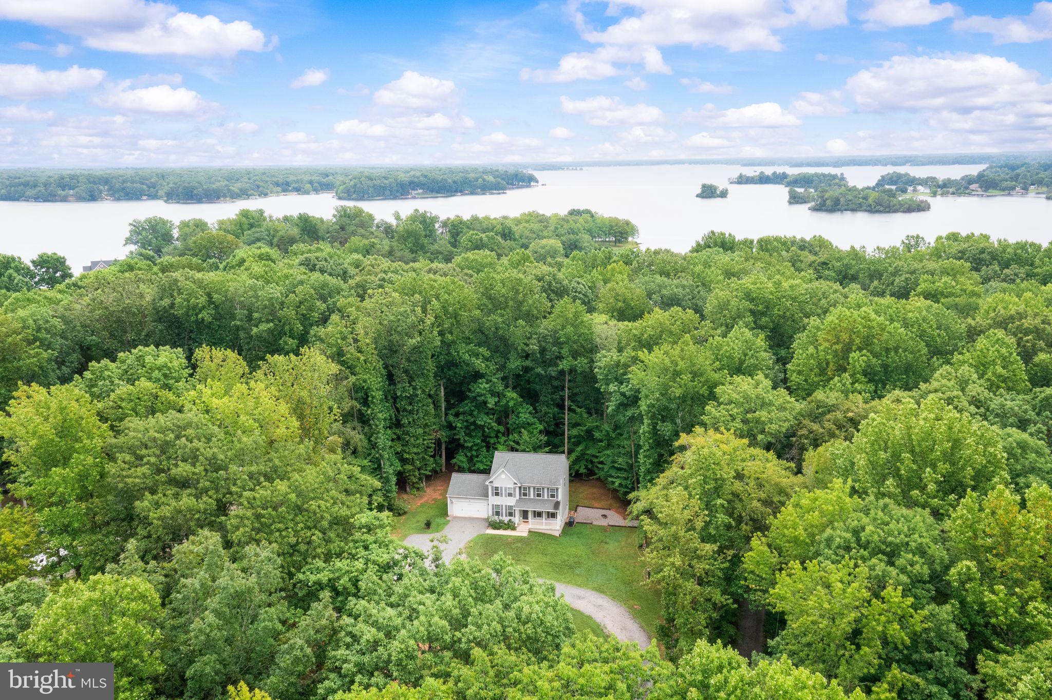 EDNA JOHNSON MOODY - Residential Lease