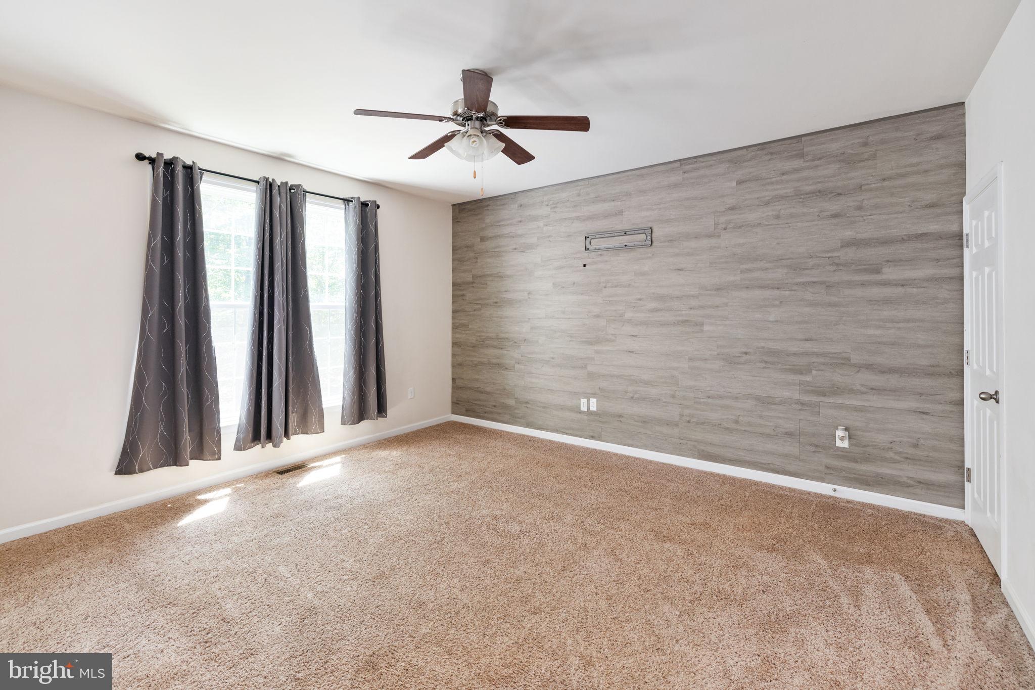 EDNA JOHNSON MOODY - Residential Lease