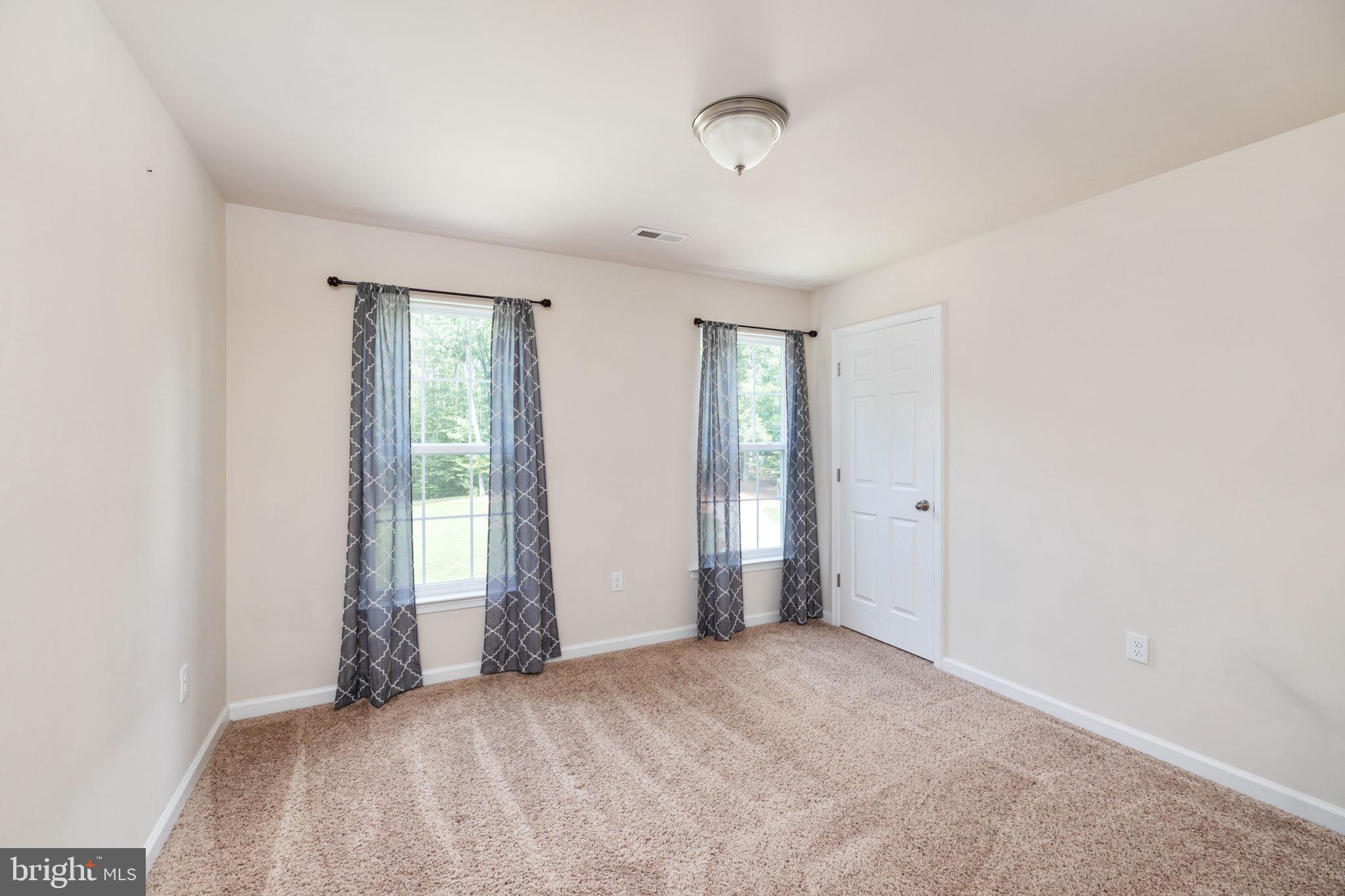 EDNA JOHNSON MOODY - Residential Lease