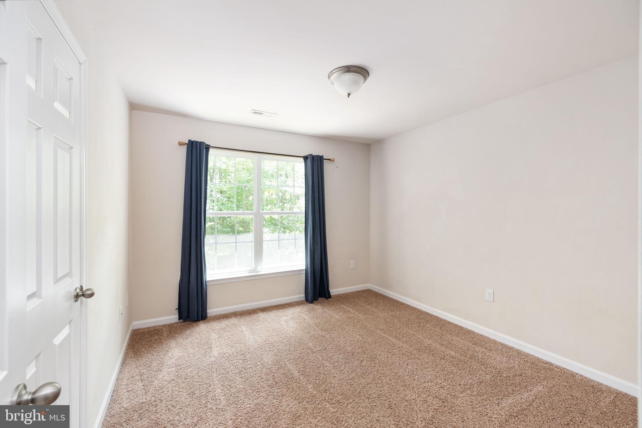 EDNA JOHNSON MOODY - Residential Lease