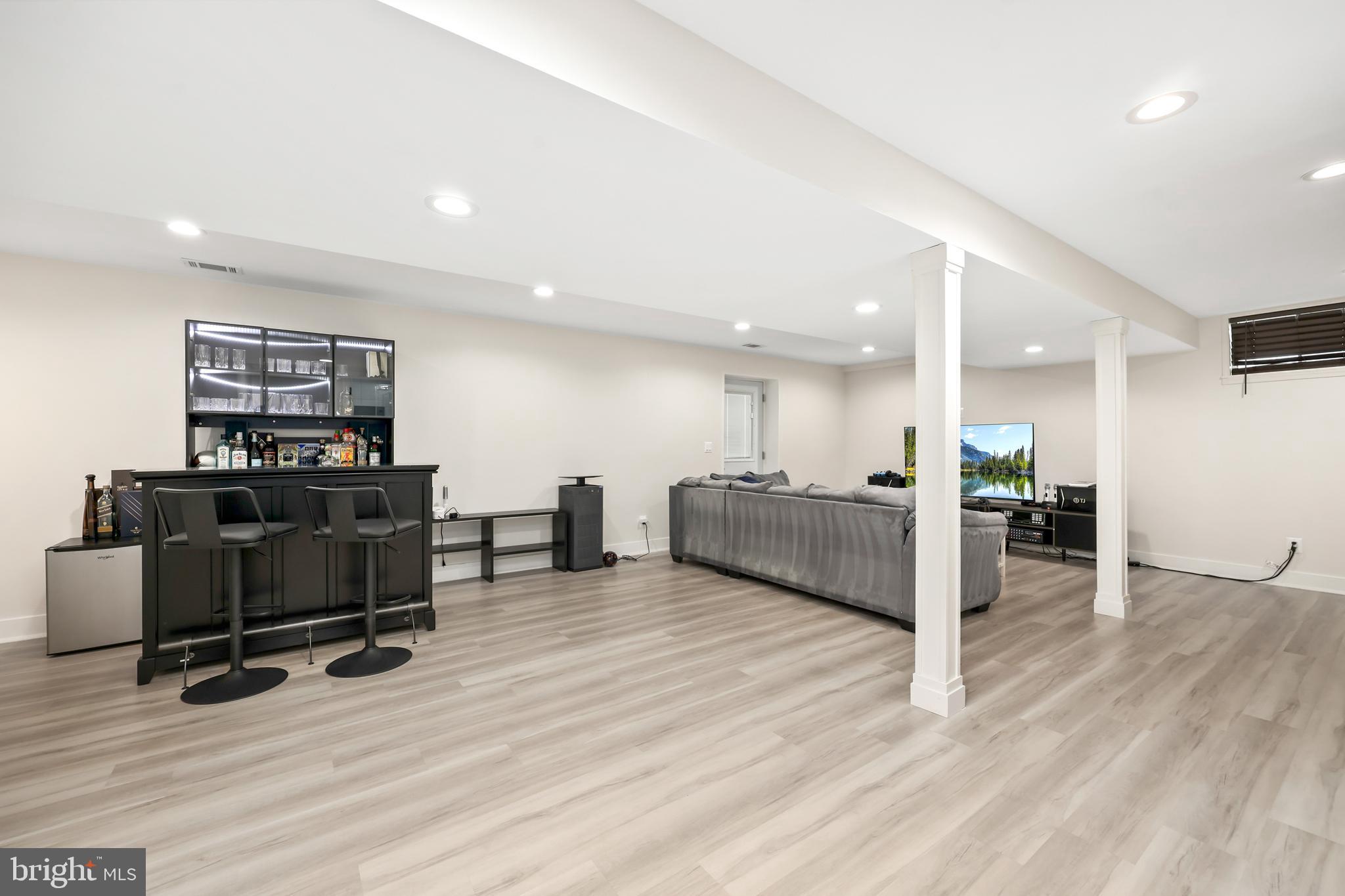 FRANKLIN GLEN - Residential