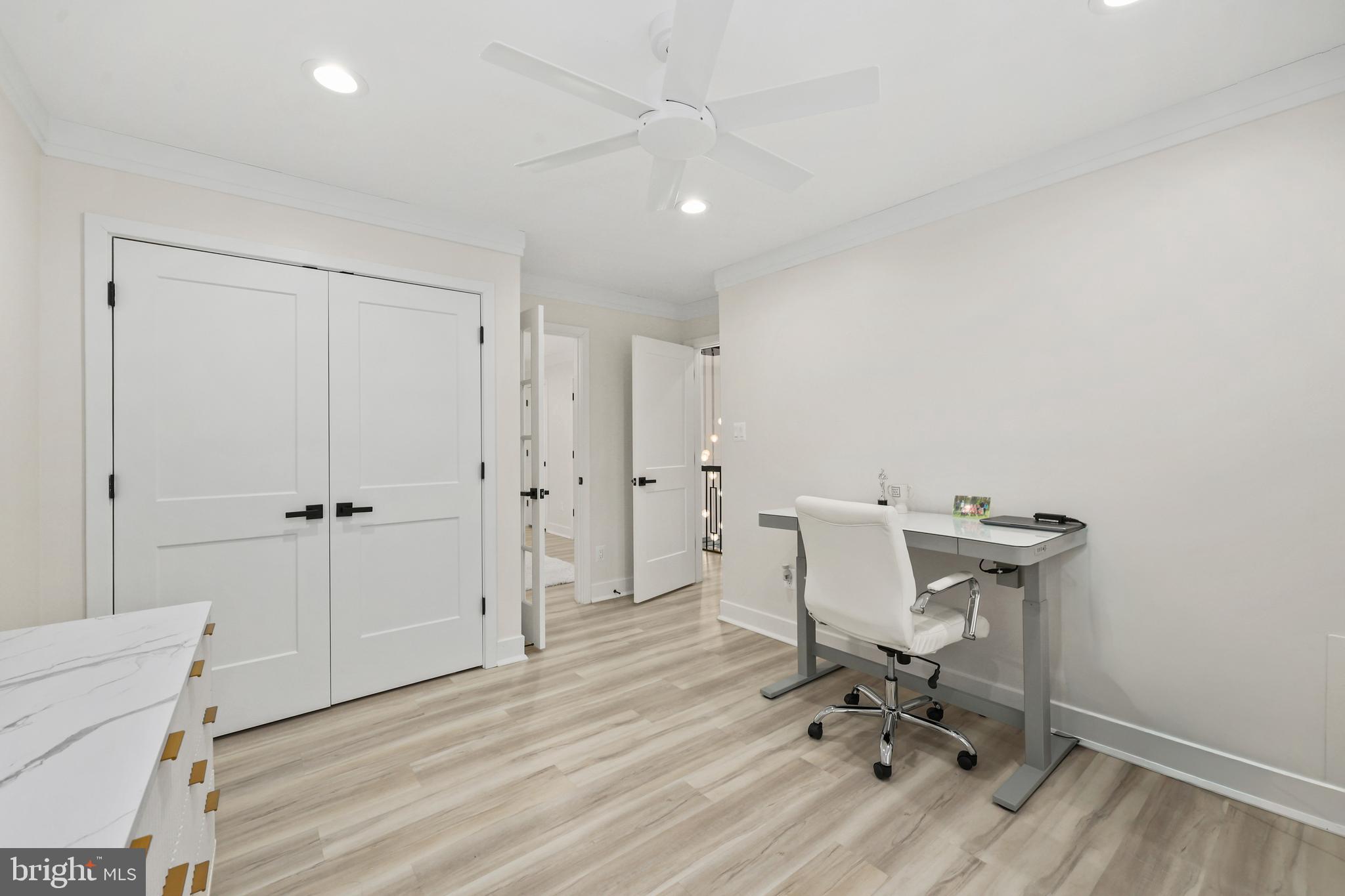 FRANKLIN GLEN - Residential