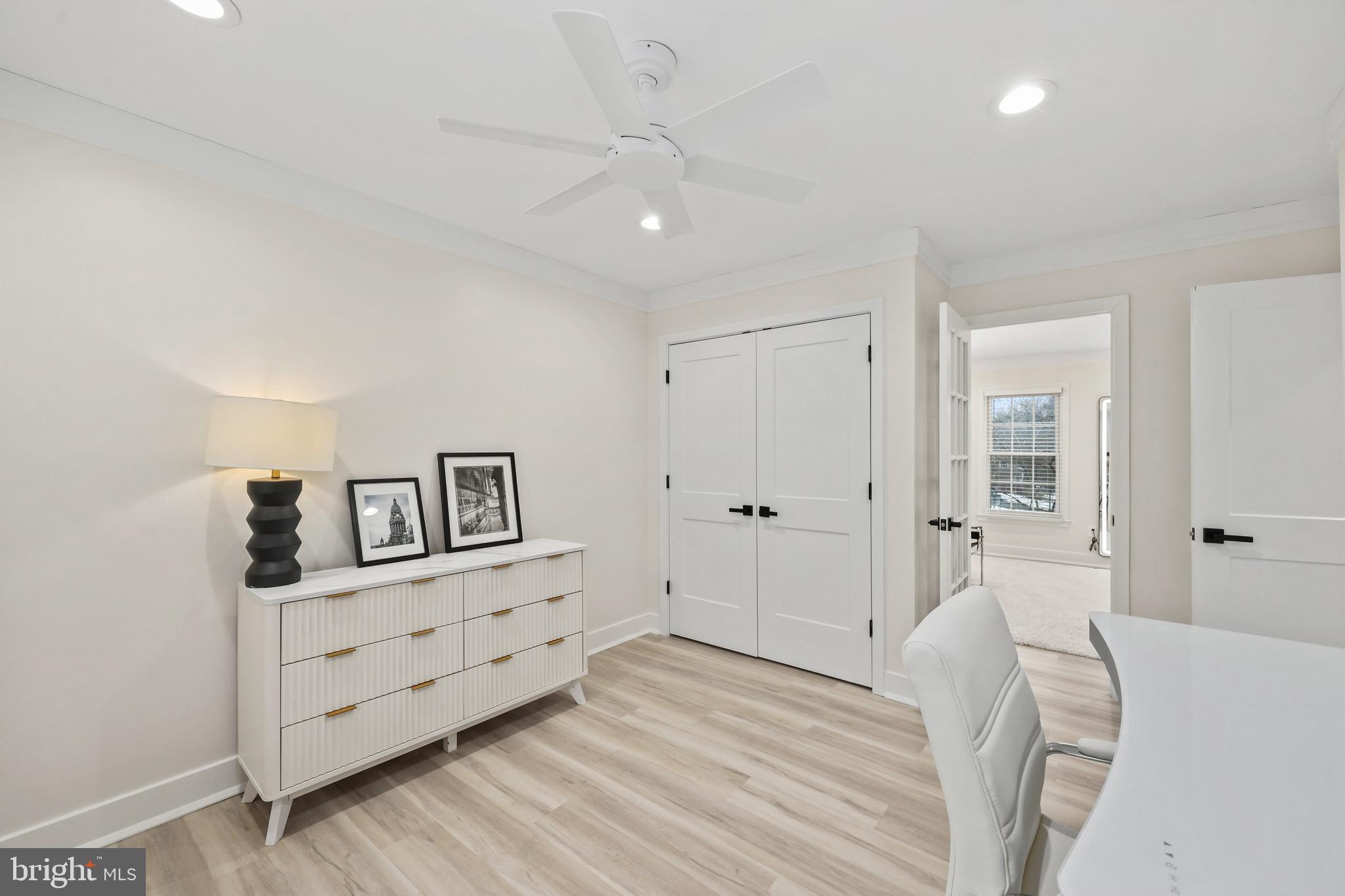 FRANKLIN GLEN - Residential