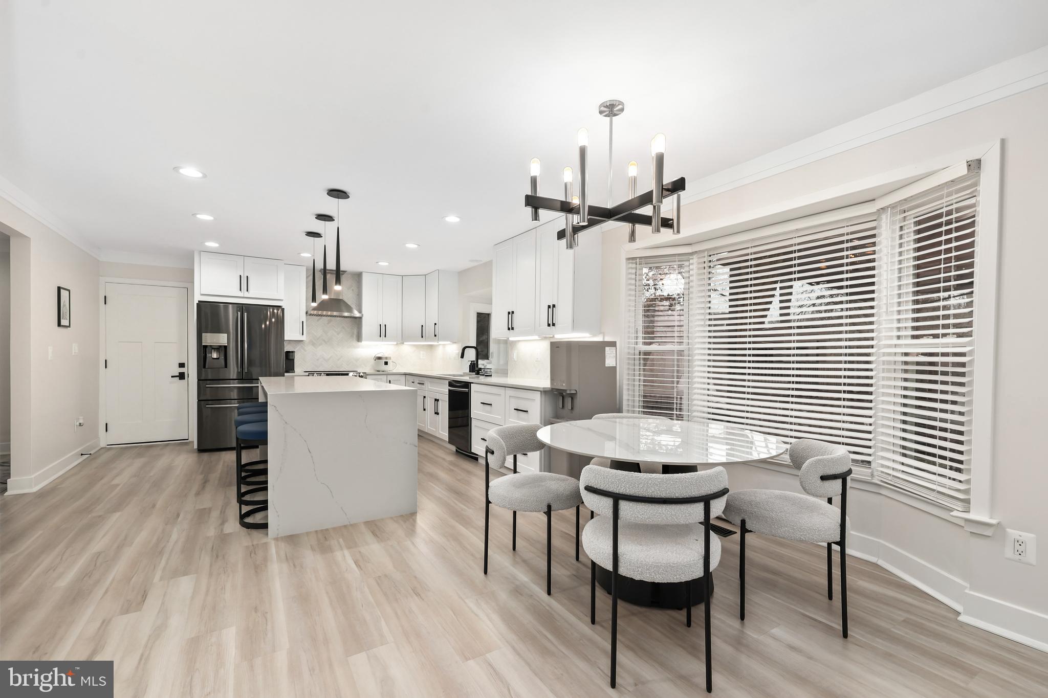 FRANKLIN GLEN - Residential