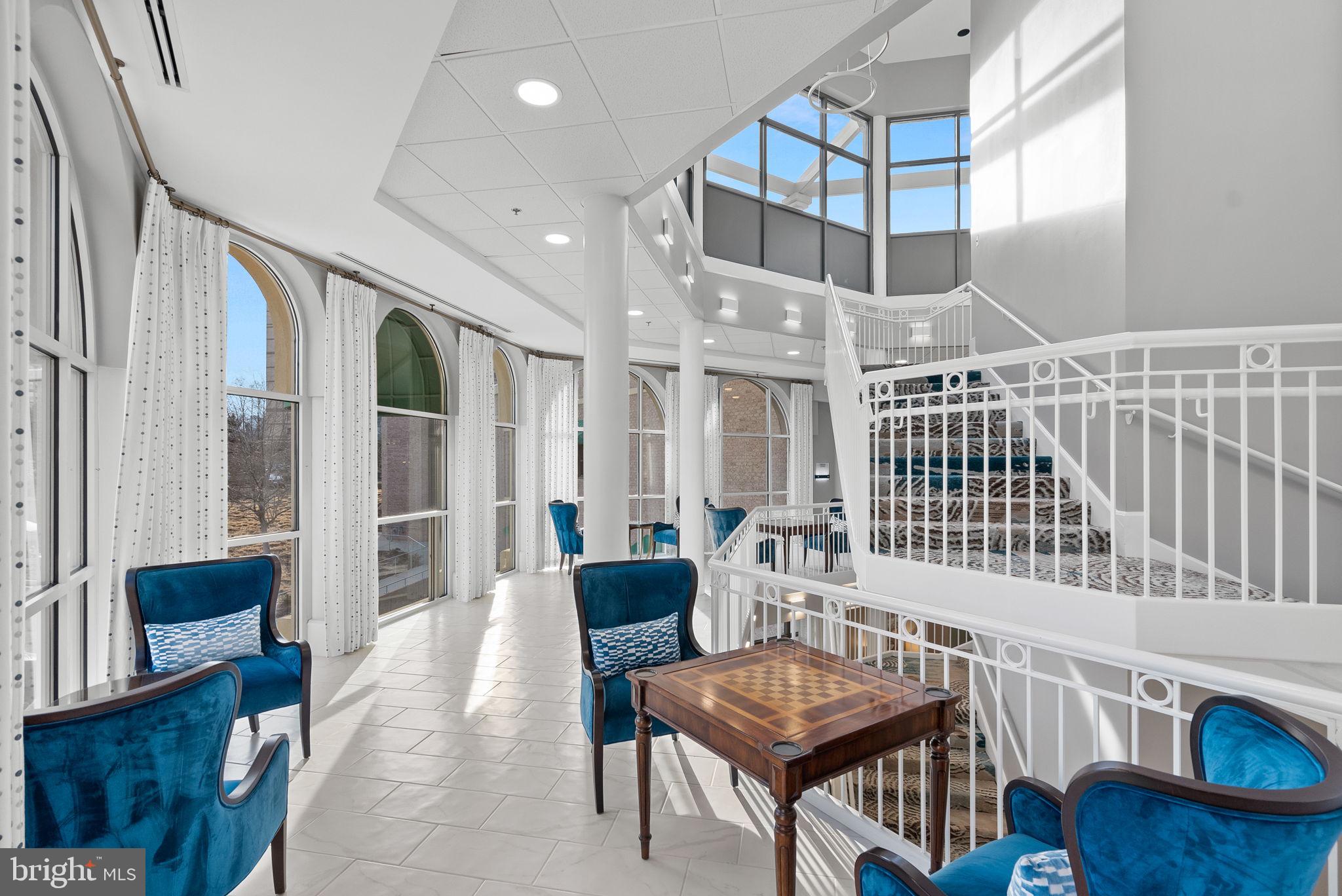 LANSDOWNE WOODS LEISURE WORLD - Residential