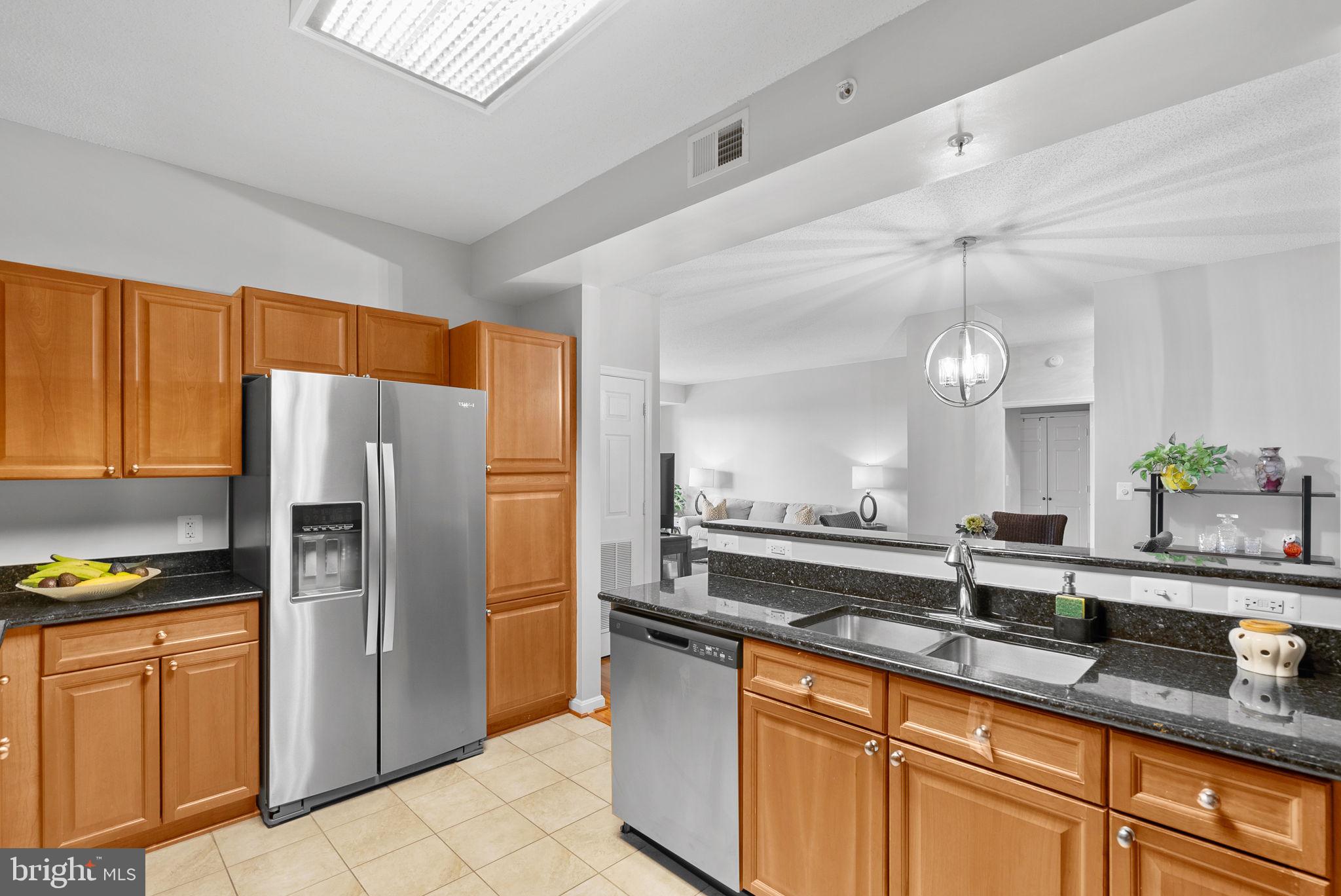 LANSDOWNE WOODS LEISURE WORLD - Residential