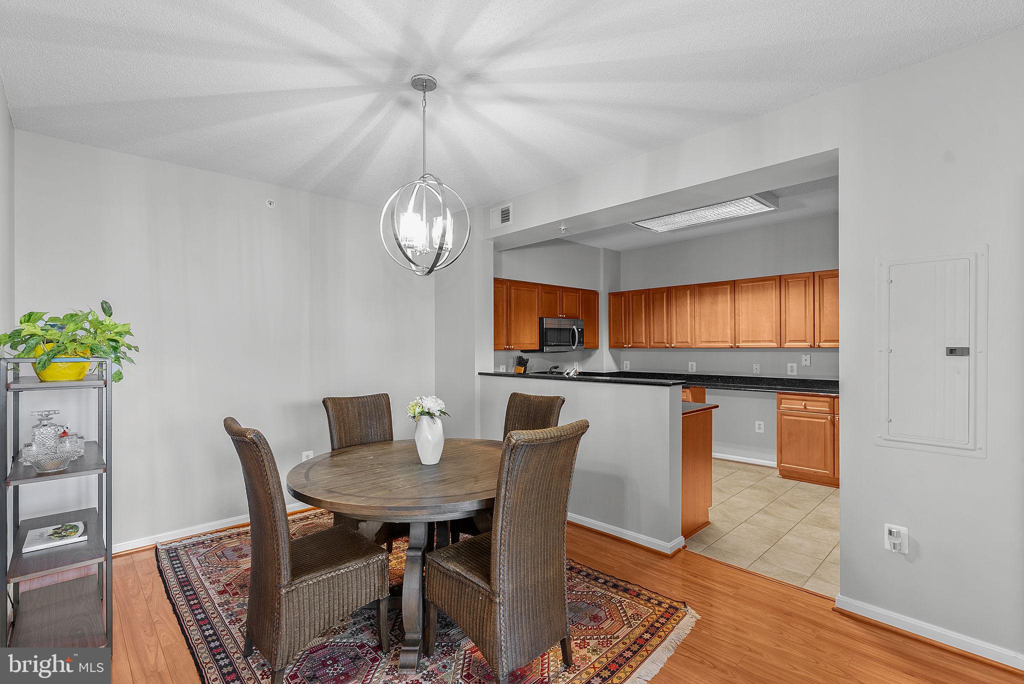 LANSDOWNE WOODS LEISURE WORLD - Residential