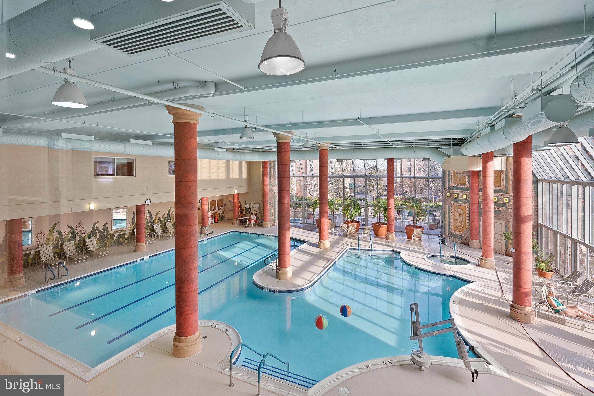 LANSDOWNE WOODS LEISURE WORLD - Residential