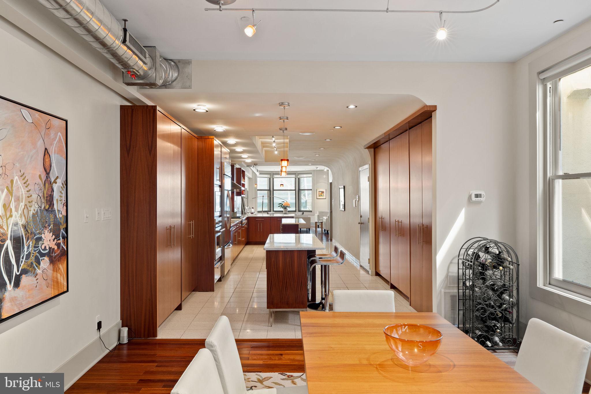 RITTENHOUSE SQUARE - Residential