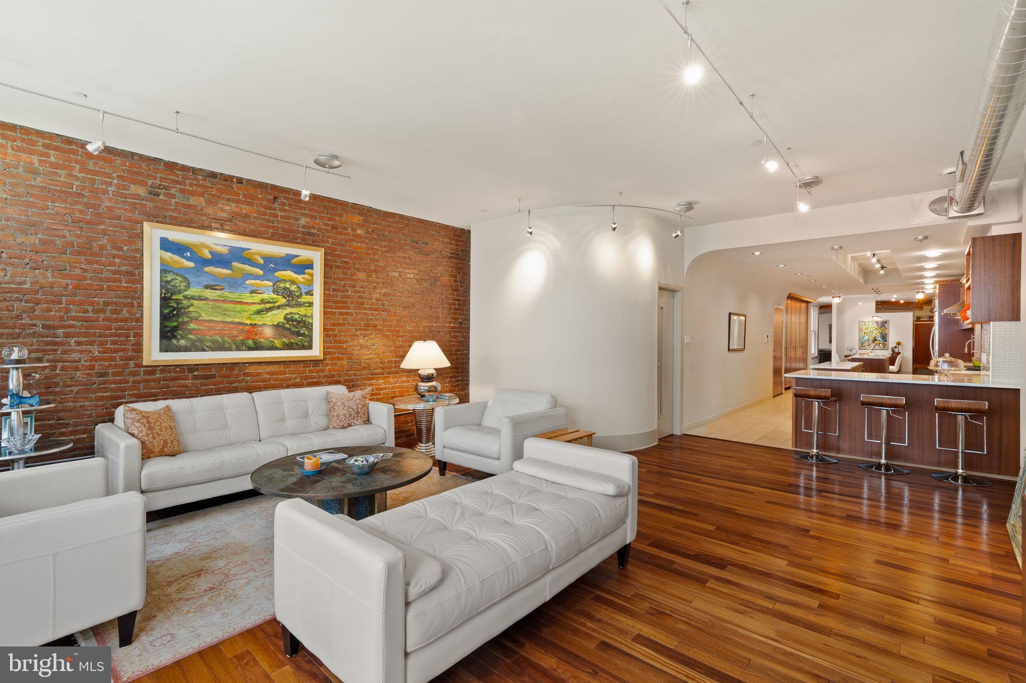 RITTENHOUSE SQUARE - Residential
