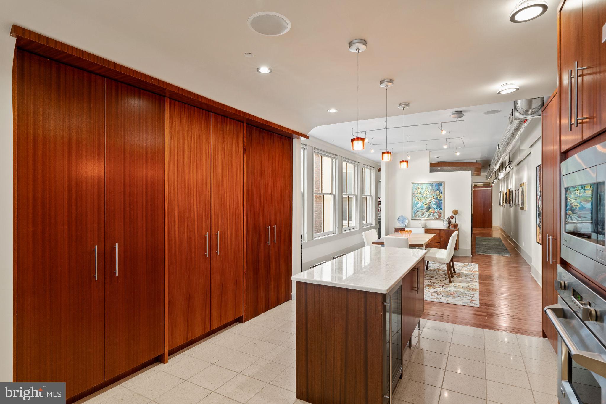 RITTENHOUSE SQUARE - Residential