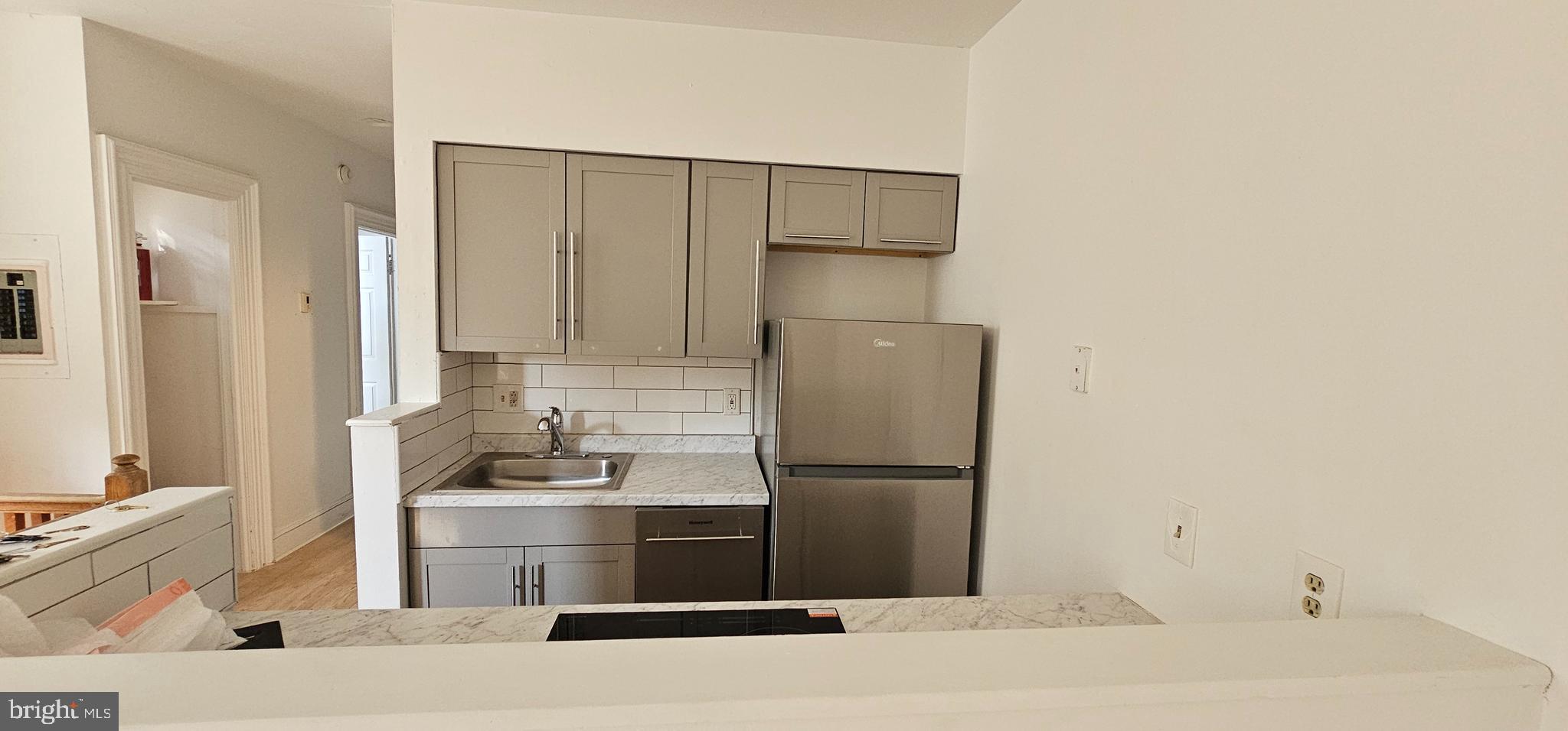 POWELTON VILLAGE - Residential Income