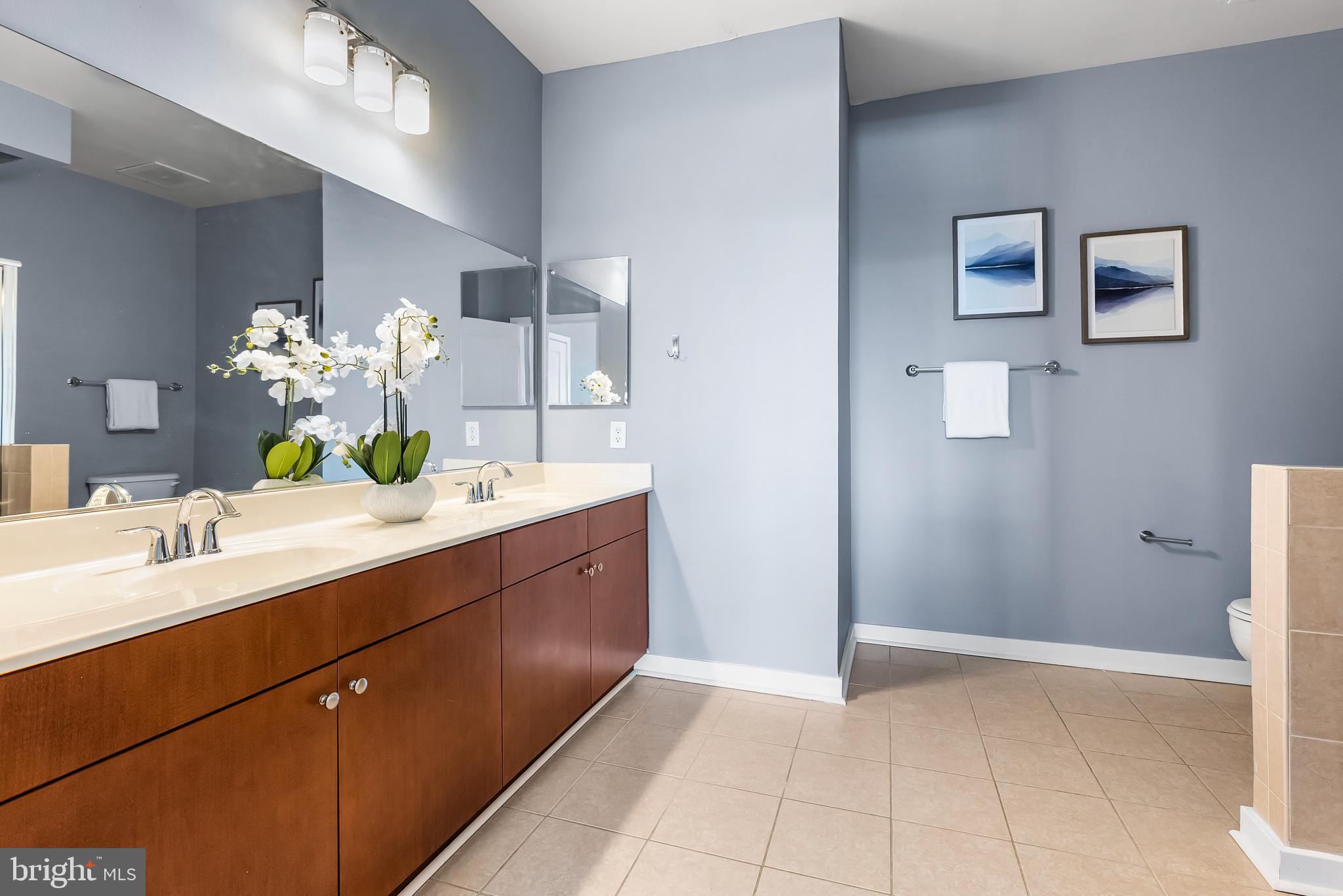 CHARLES VILLAGE - Residential