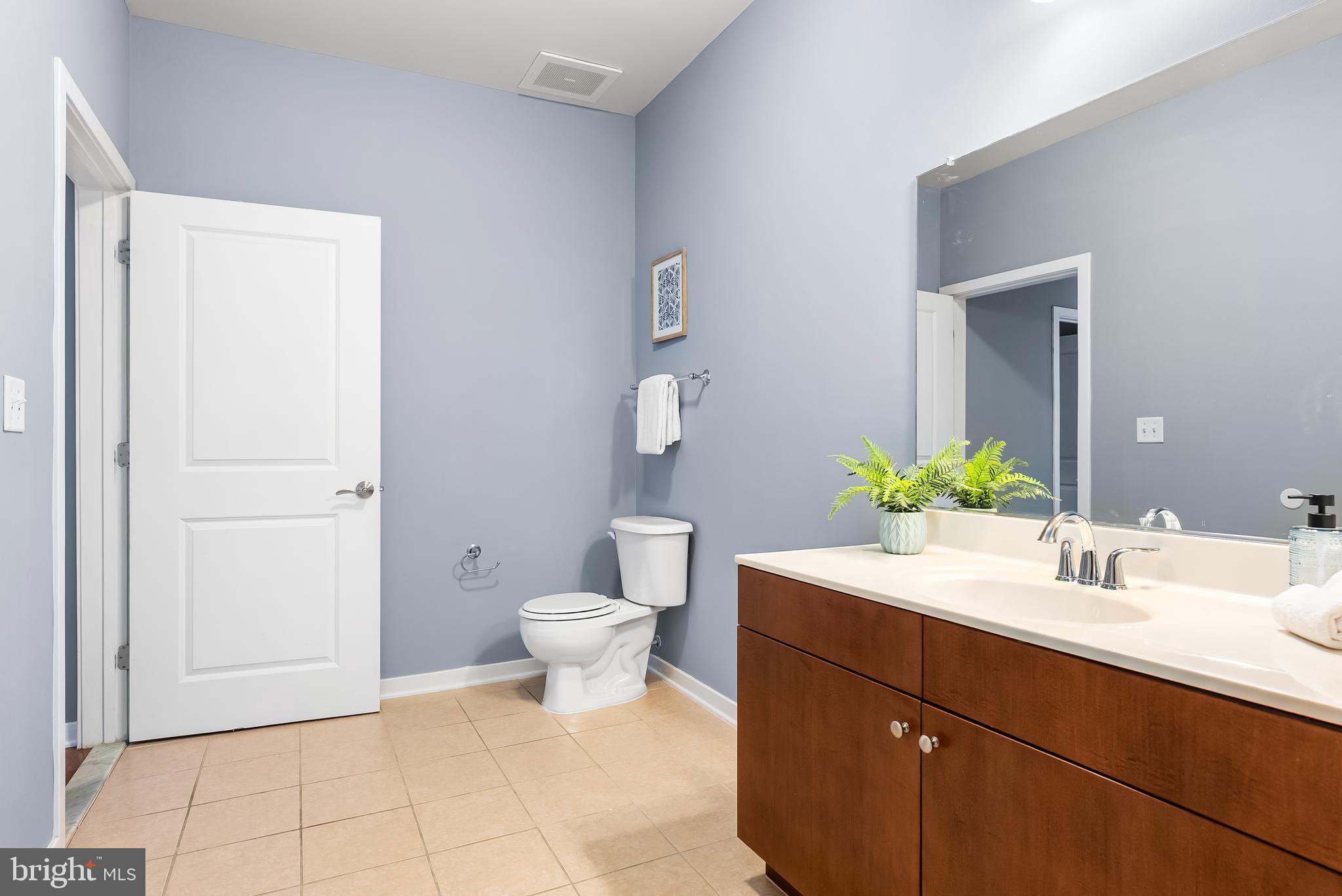 CHARLES VILLAGE - Residential