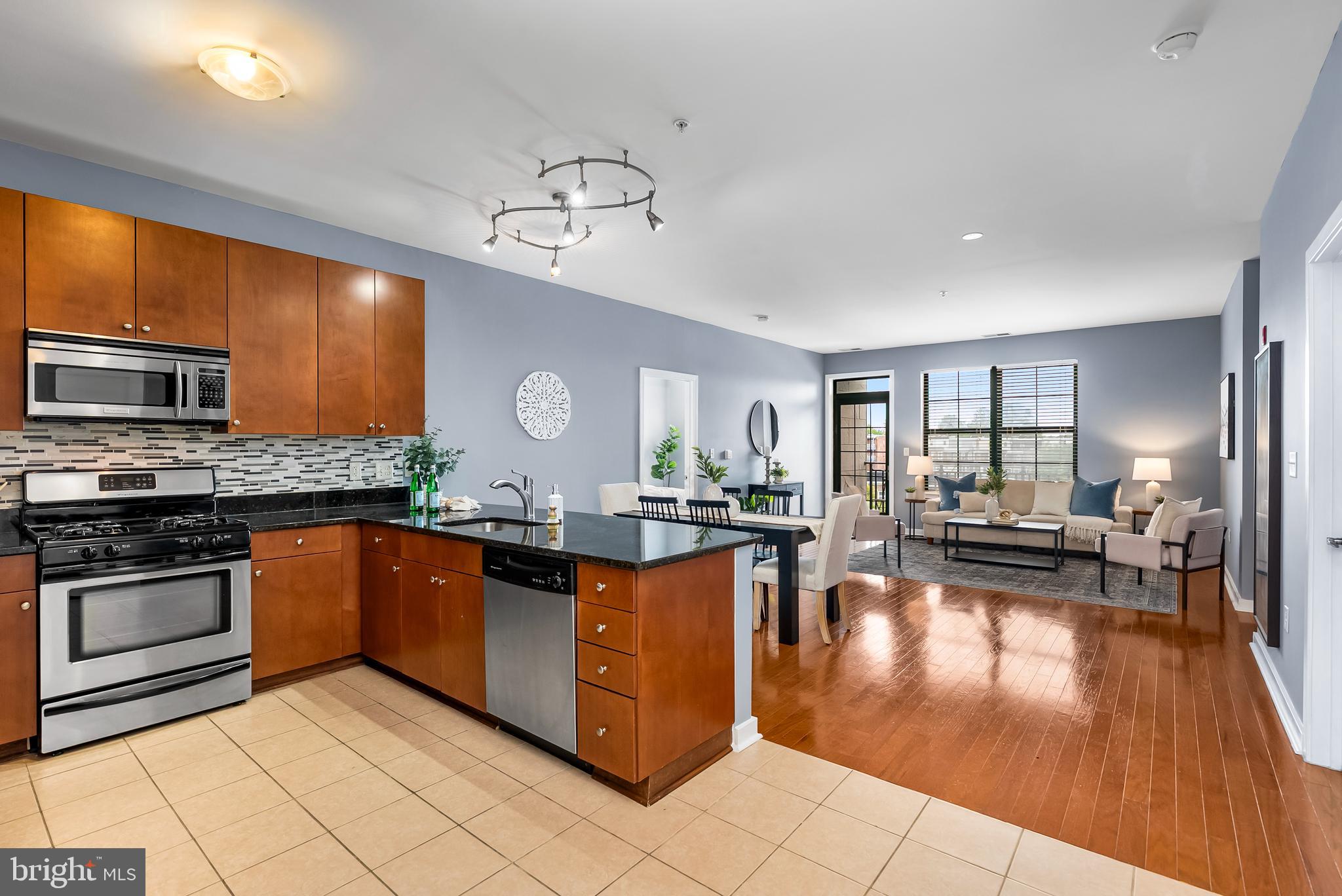 CHARLES VILLAGE - Residential