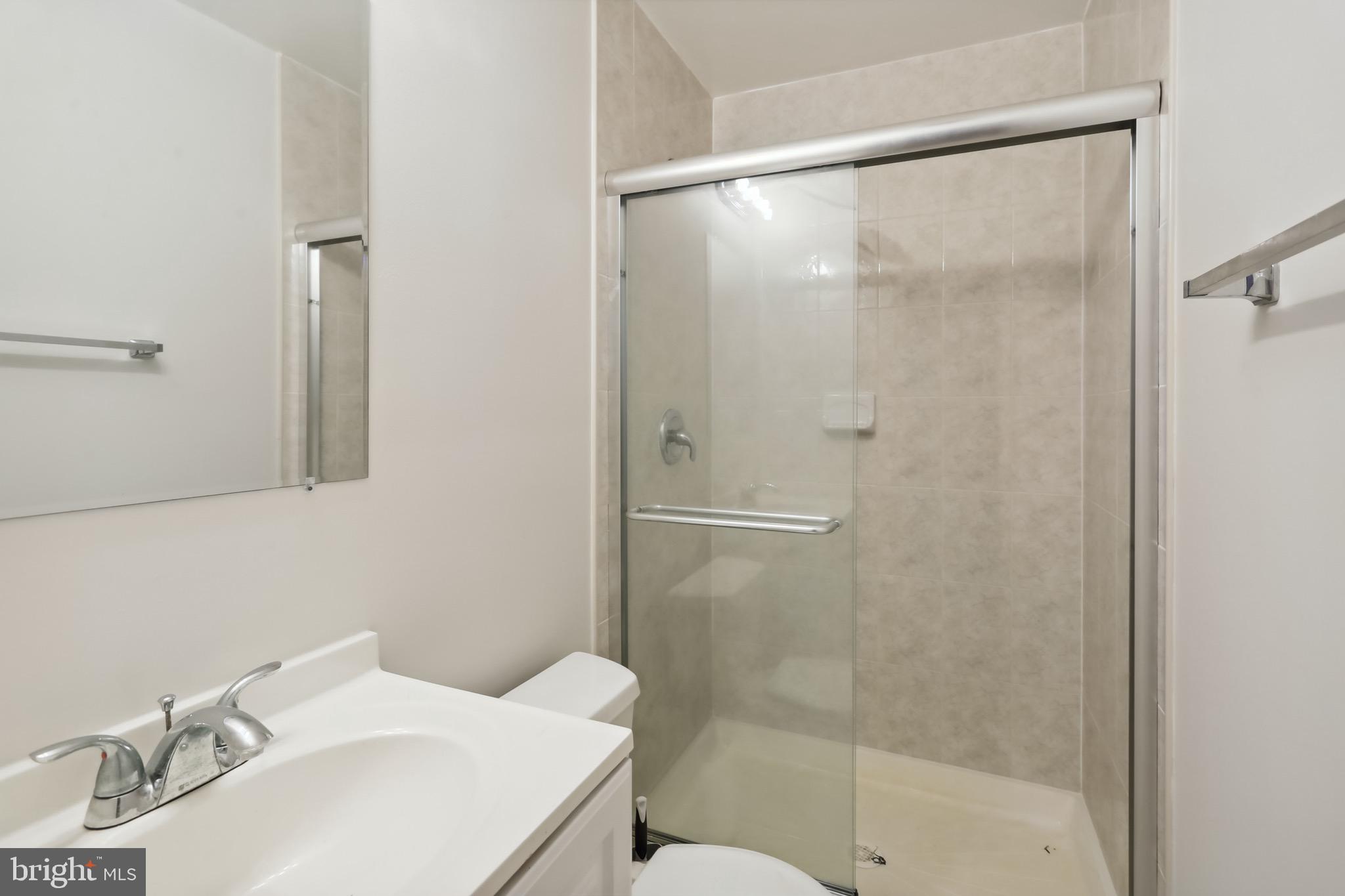 FALLSGROVE - Residential Lease