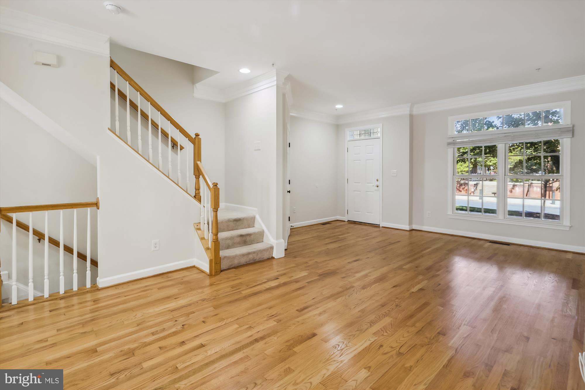 FALLSGROVE - Residential Lease