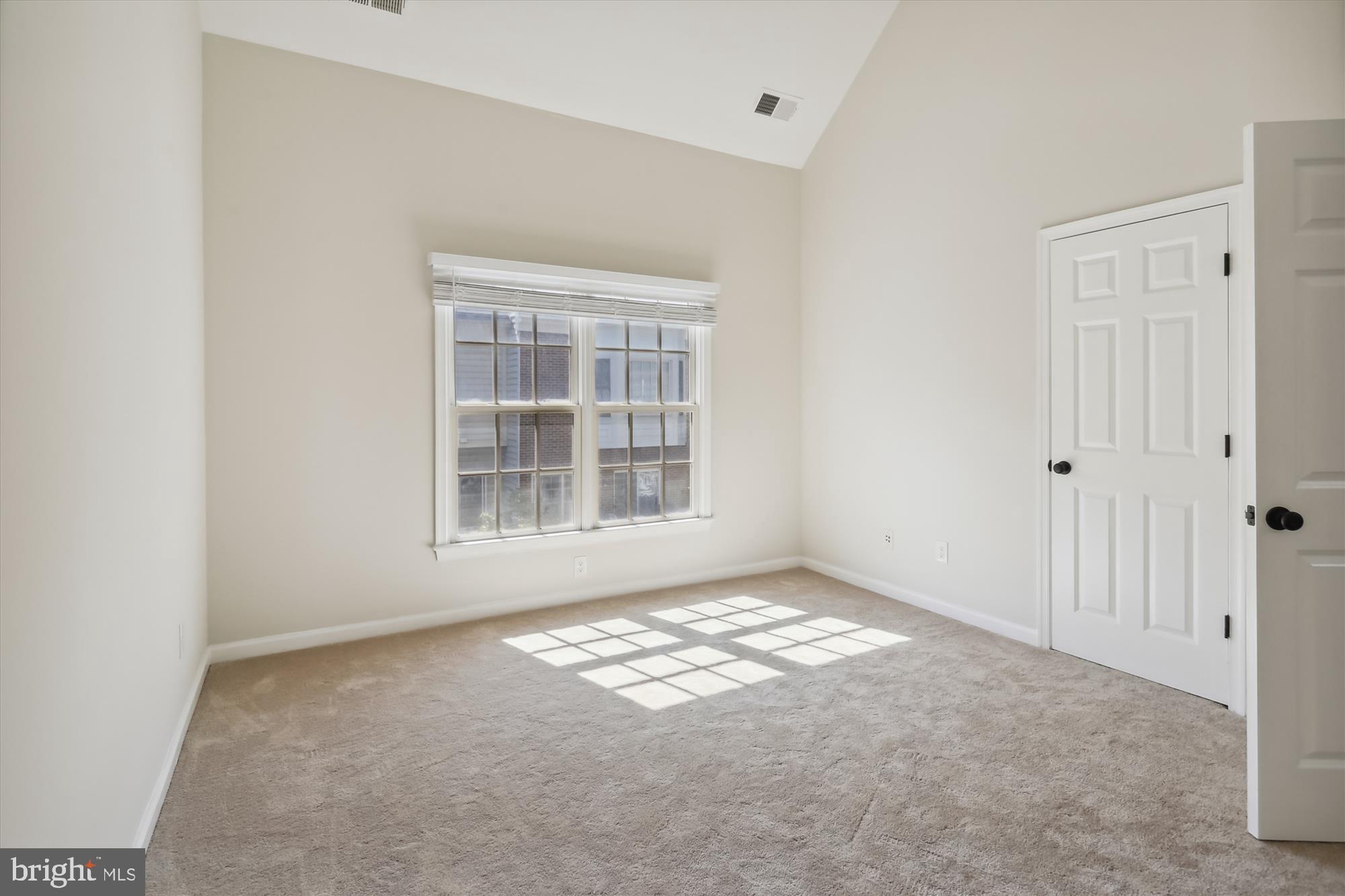 FALLSGROVE - Residential Lease